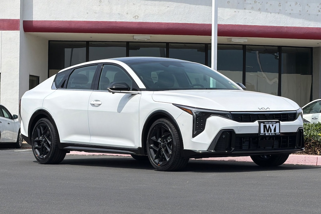 New 2026 Kia K4 GT-Line Turbo Sedan