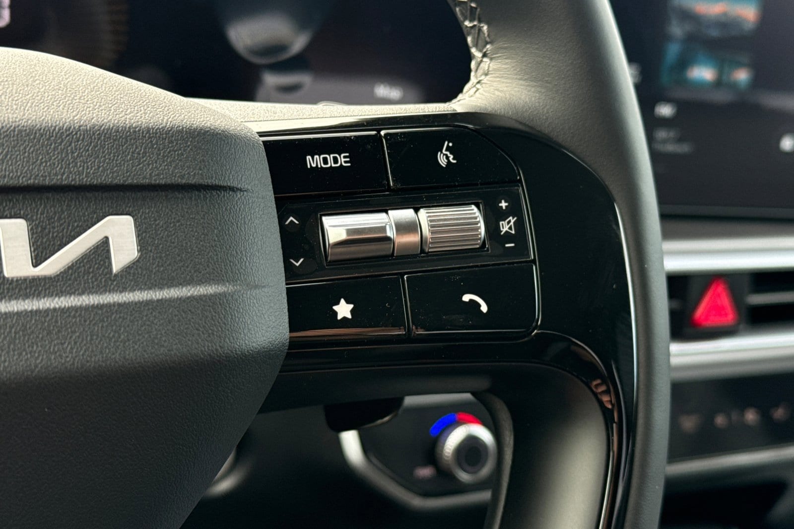 2026 Kia Sorento EX Hybrid - Photo 27