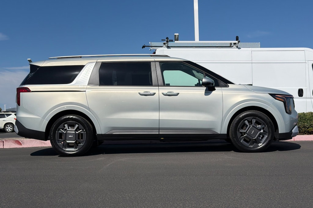 New 2026 Kia Carnival Hybrid EX Van Passenger Van