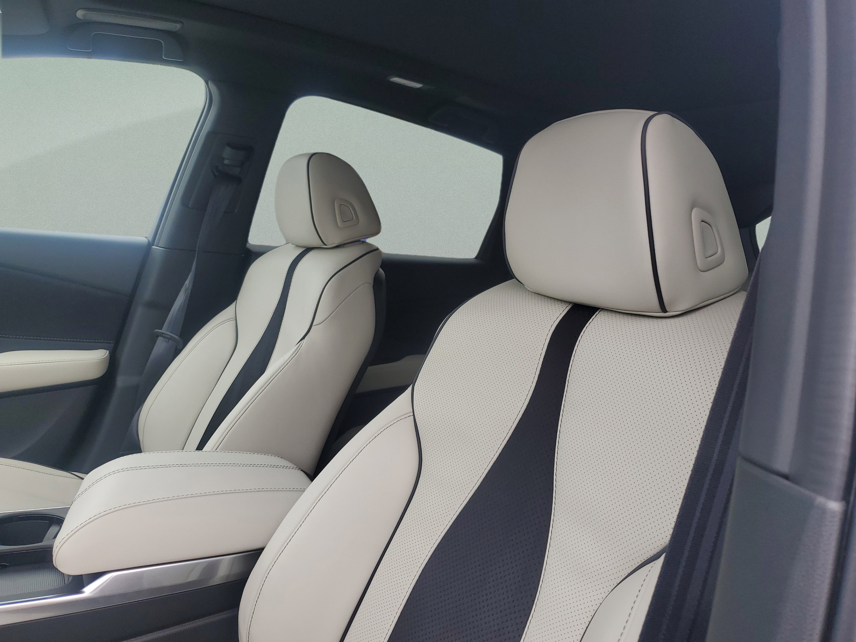 2026 Acura RDX A-Spec Package - Photo 19
