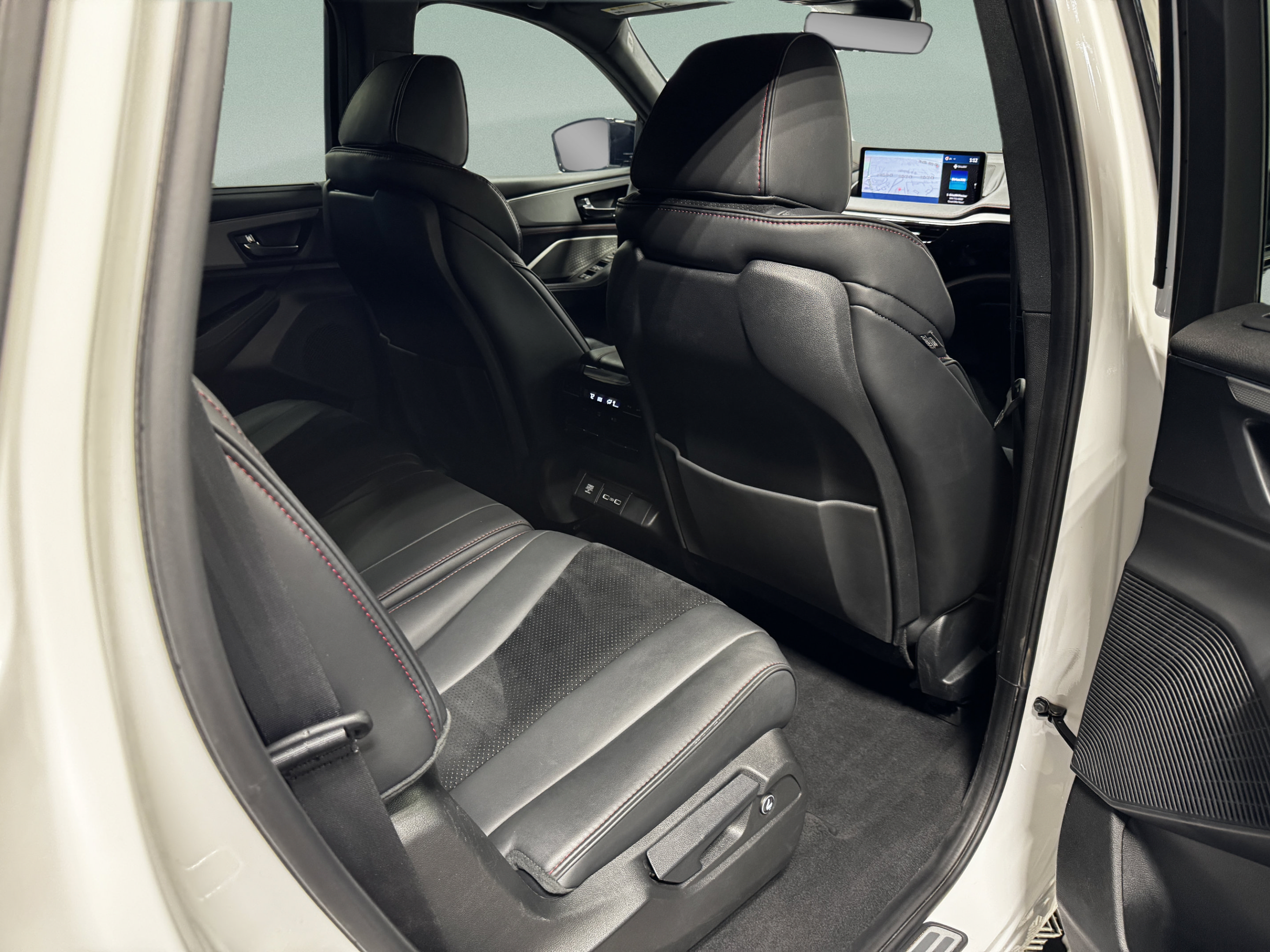 2024 Acura MDX A-Spec Package - Photo 13