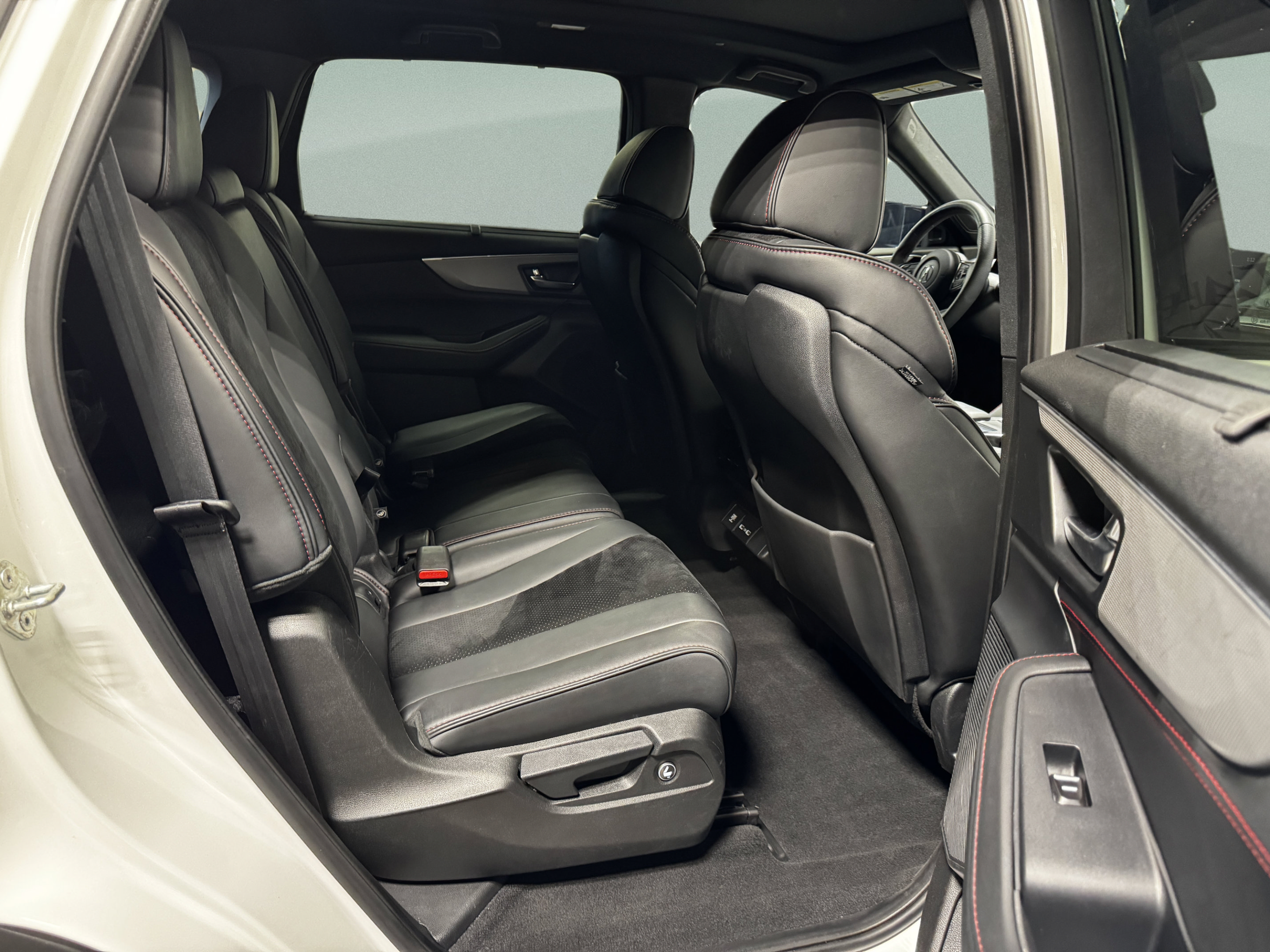 2024 Acura MDX A-Spec Package - Photo 33
