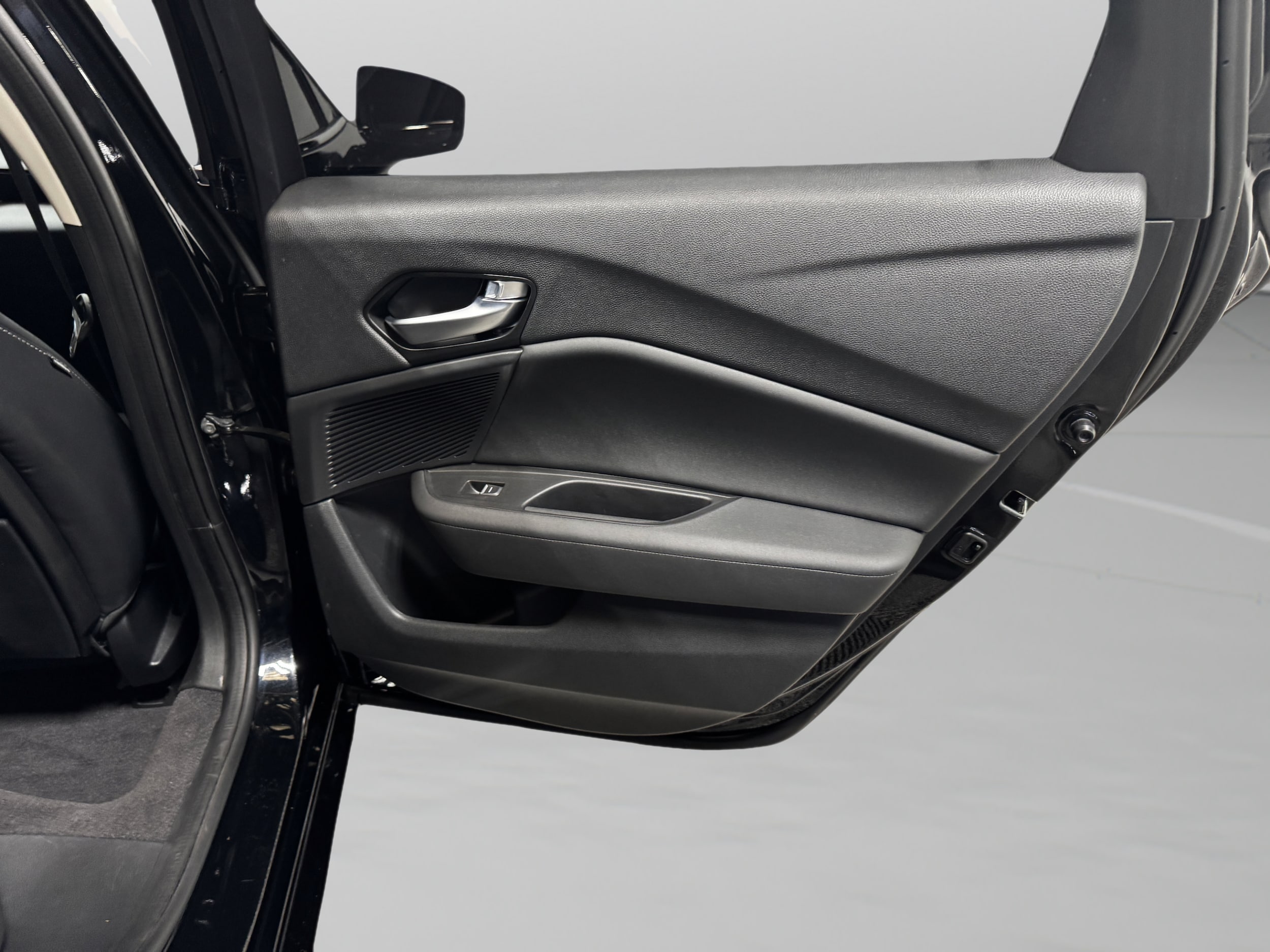 2021 Acura TLX Technology Package - Photo 16