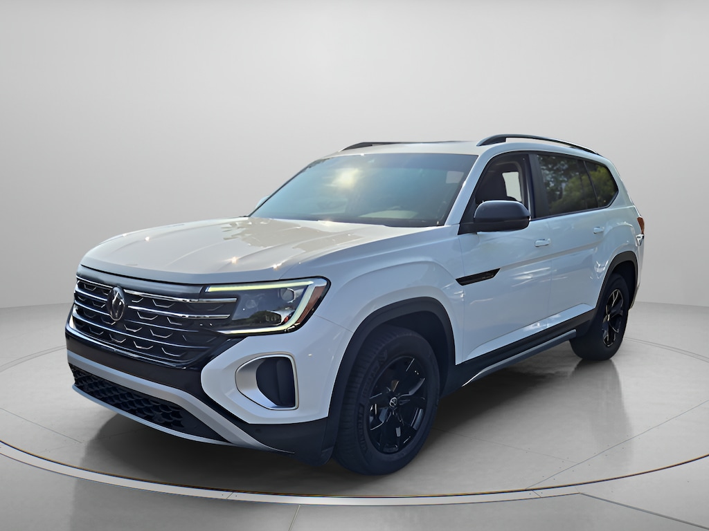Certified 2024 Volkswagen Atlas 2.0T Peak Edition SE w/Technology SUV