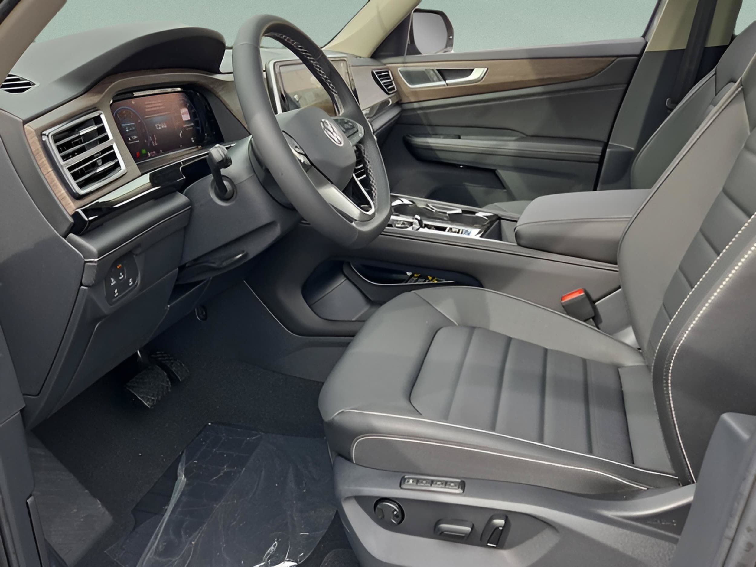 2026 Volkswagen Atlas SEL - Photo 9
