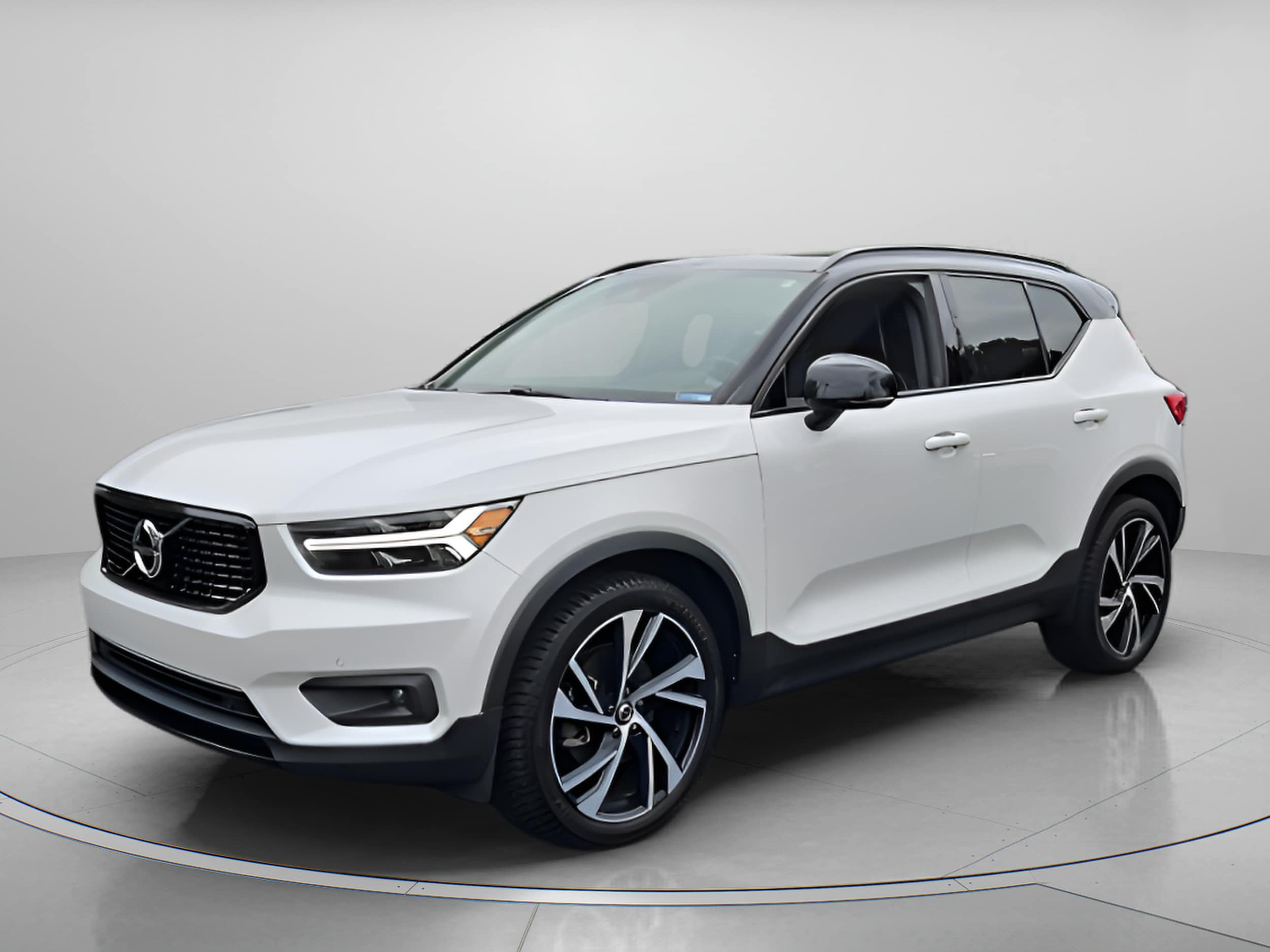 2020 Volvo XC40