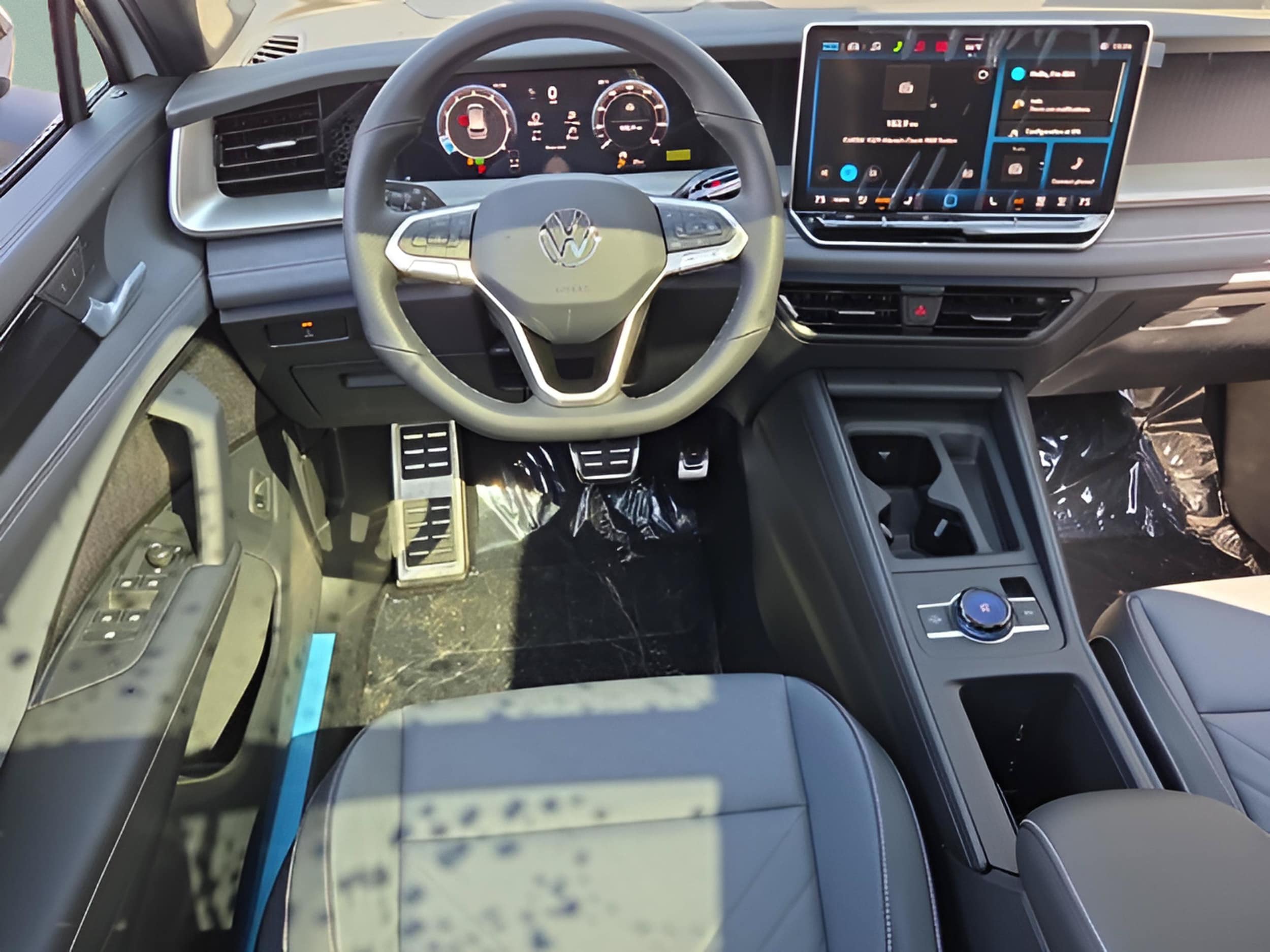 2026 Volkswagen Tiguan SE R-LINE BLACK - Photo 10