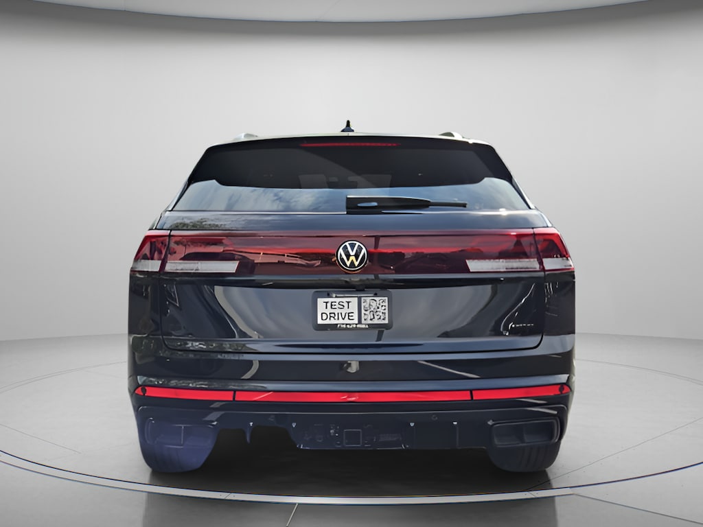 New 2026 Volkswagen Atlas Cross Sport 2.0T SEL R-Line Black 2.0T SEL R-Line Black 4MOTION