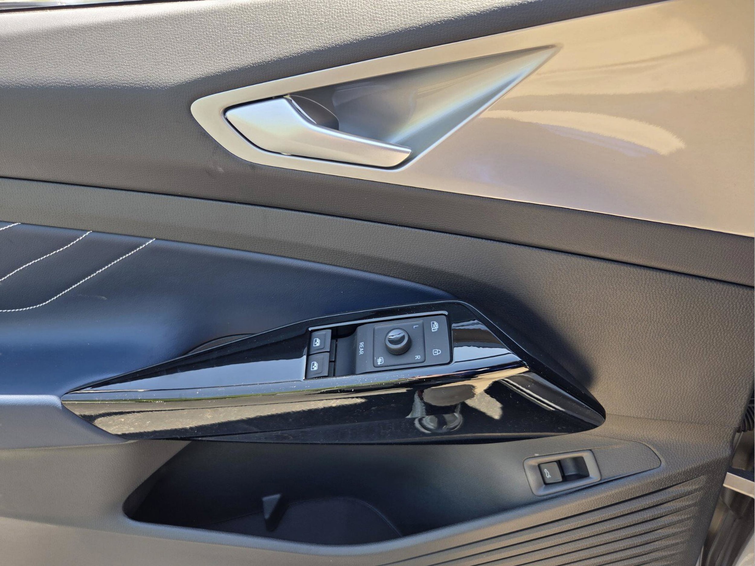 2026 Volkswagen ID.4 PRO S - Photo 21