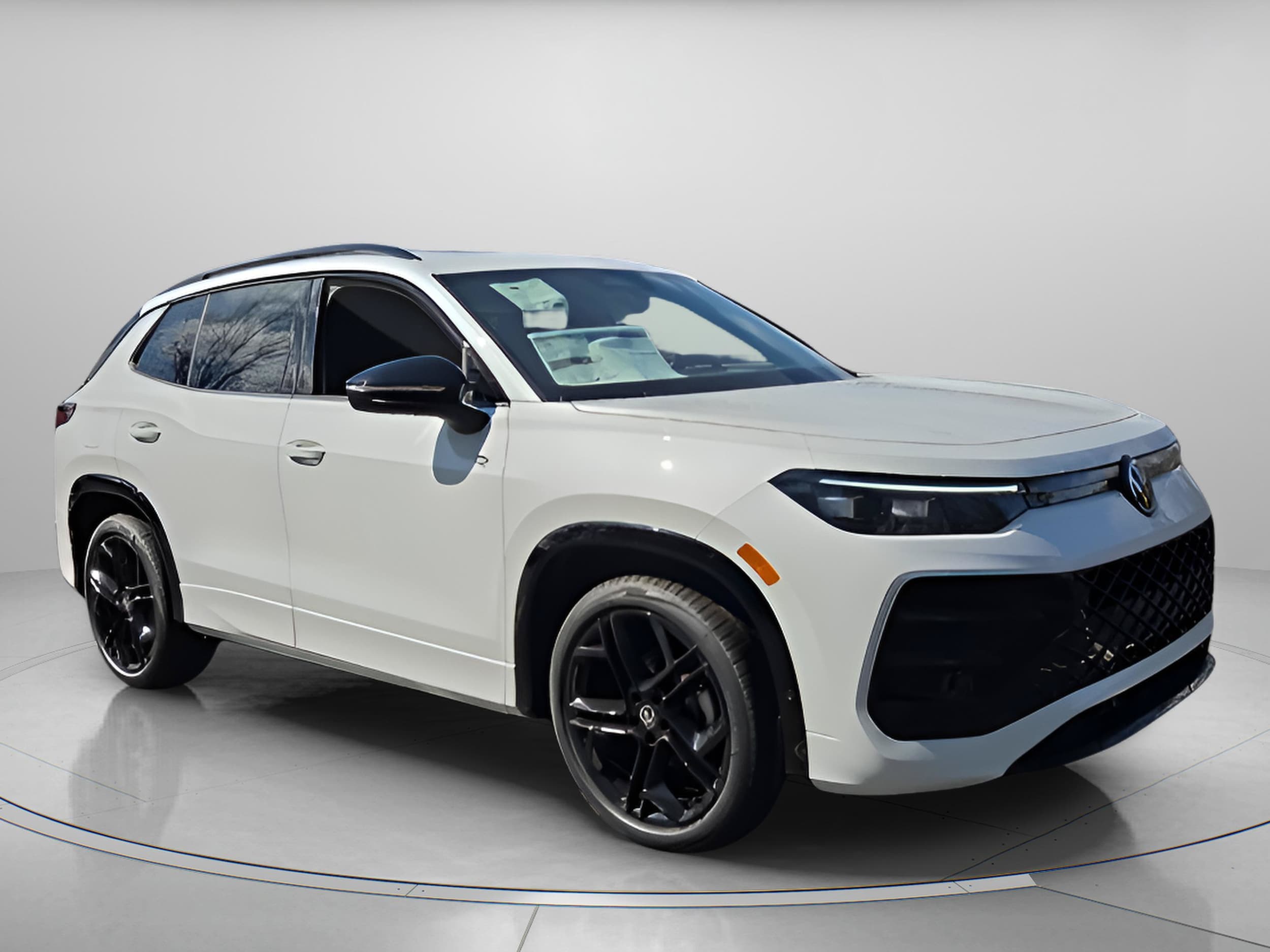 2026 Volkswagen Tiguan SE R-LINE BLACK - Photo 7