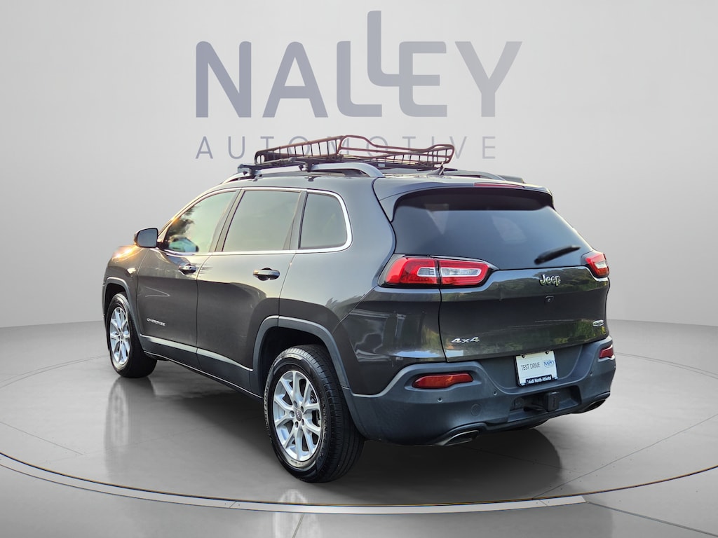 Used 2016 Jeep Cherokee Latitude SUV