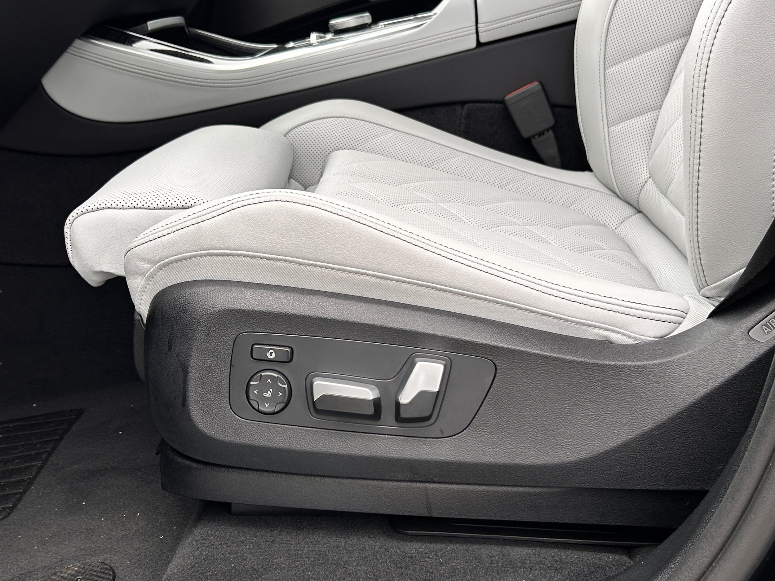 2026 BMW X5 40i - Photo 25