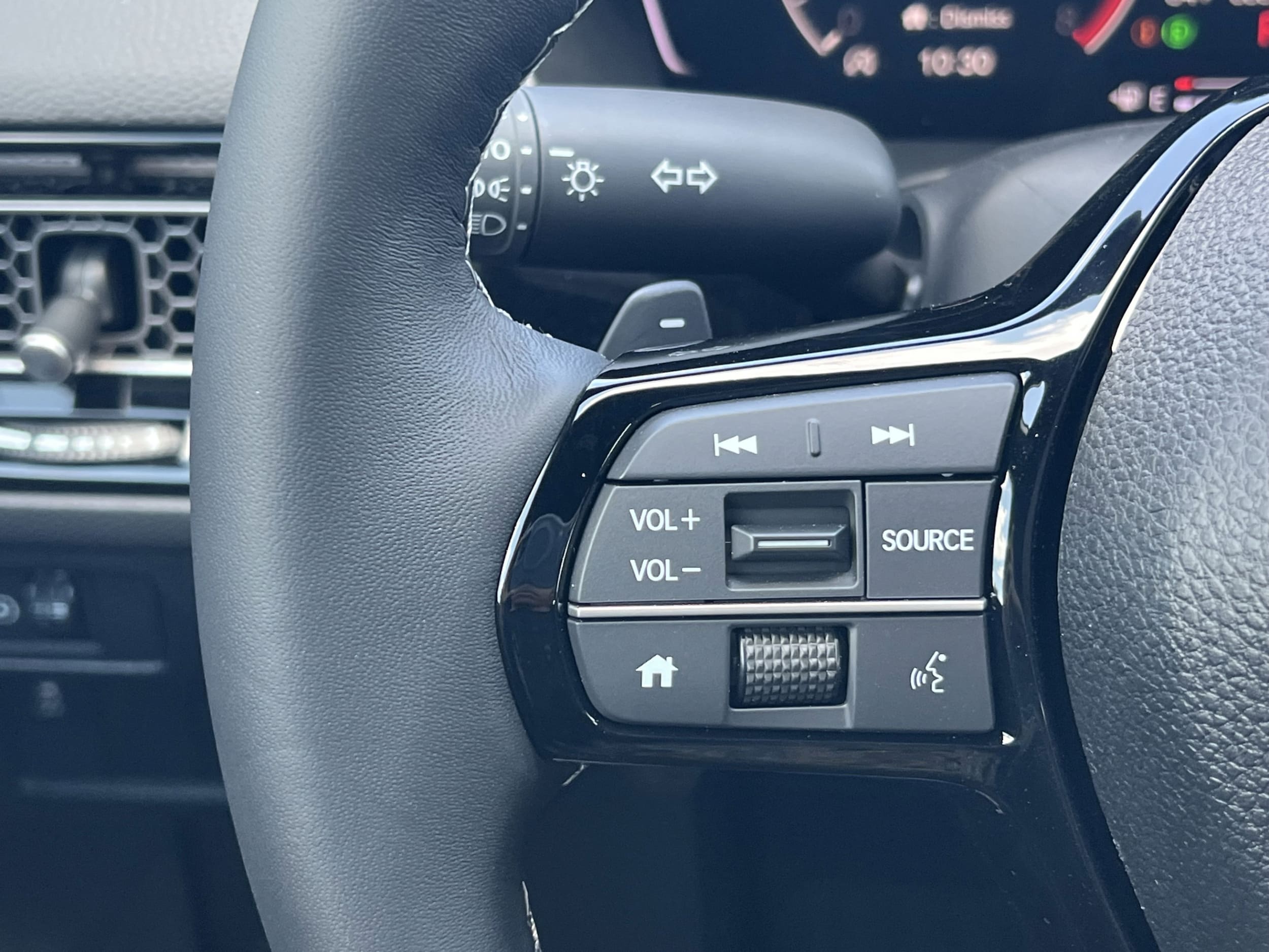 2026 Honda Civic Hatchback Sport - Photo 37