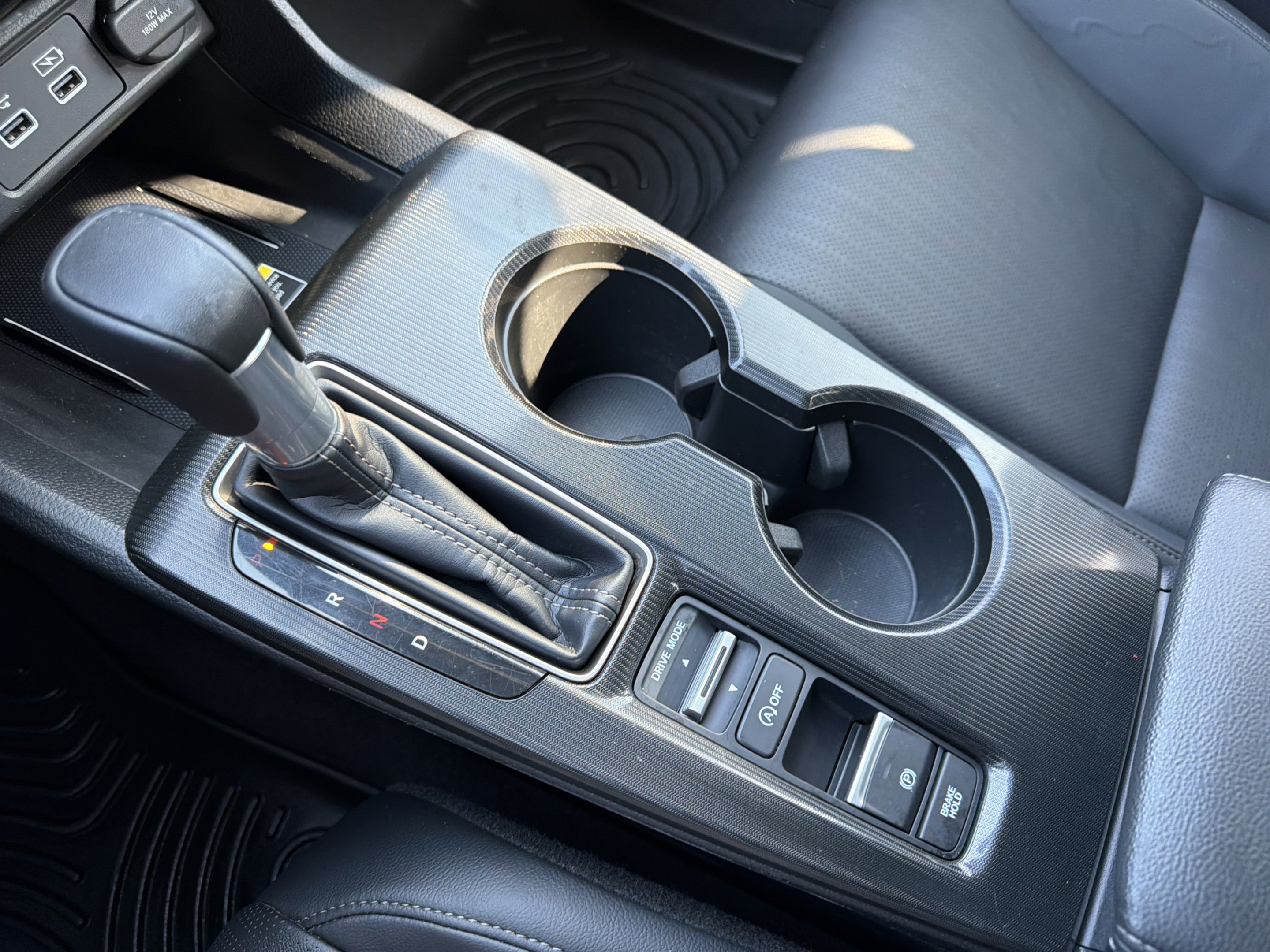 2024 Honda Civic Hatchback Sport Touring - Photo 18