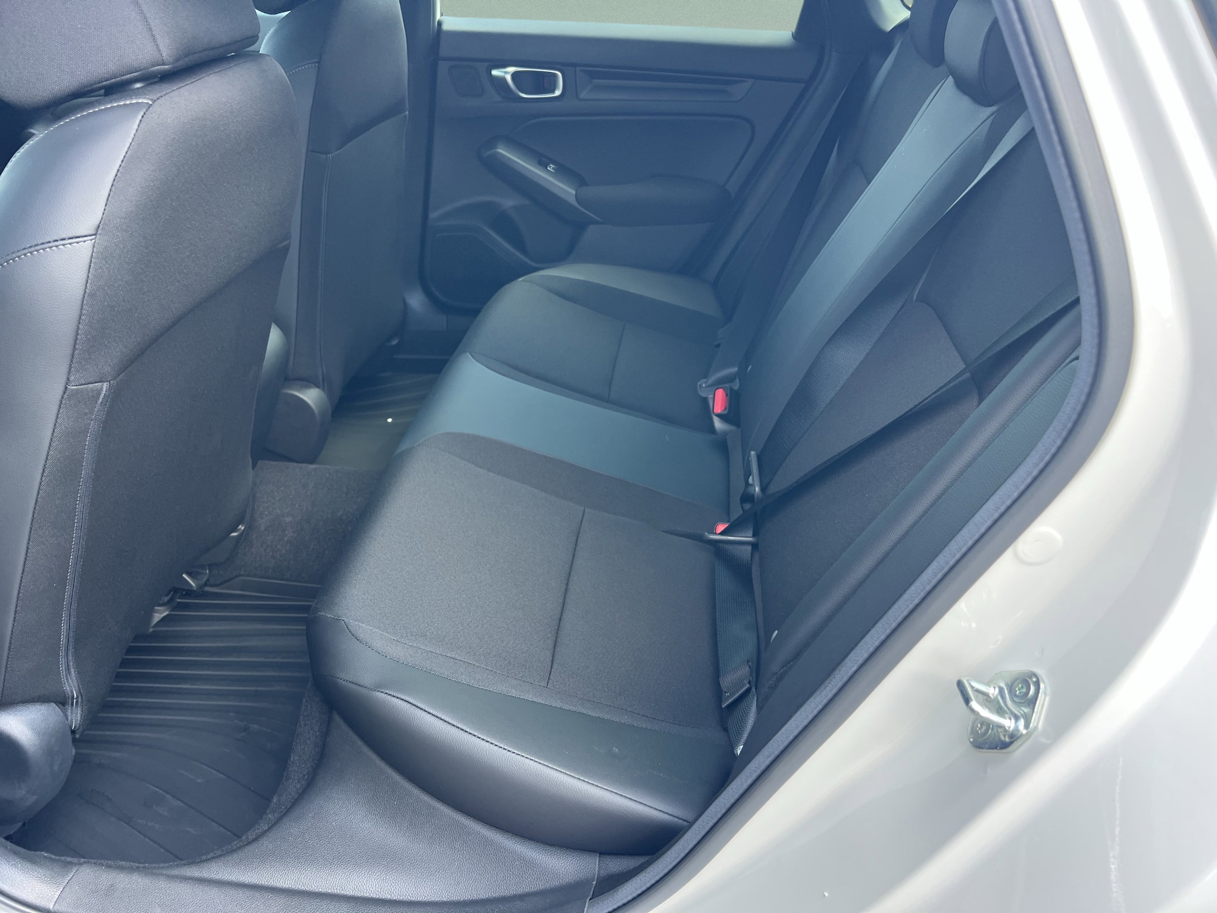 2026 Honda Civic Hatchback Sport - Photo 45