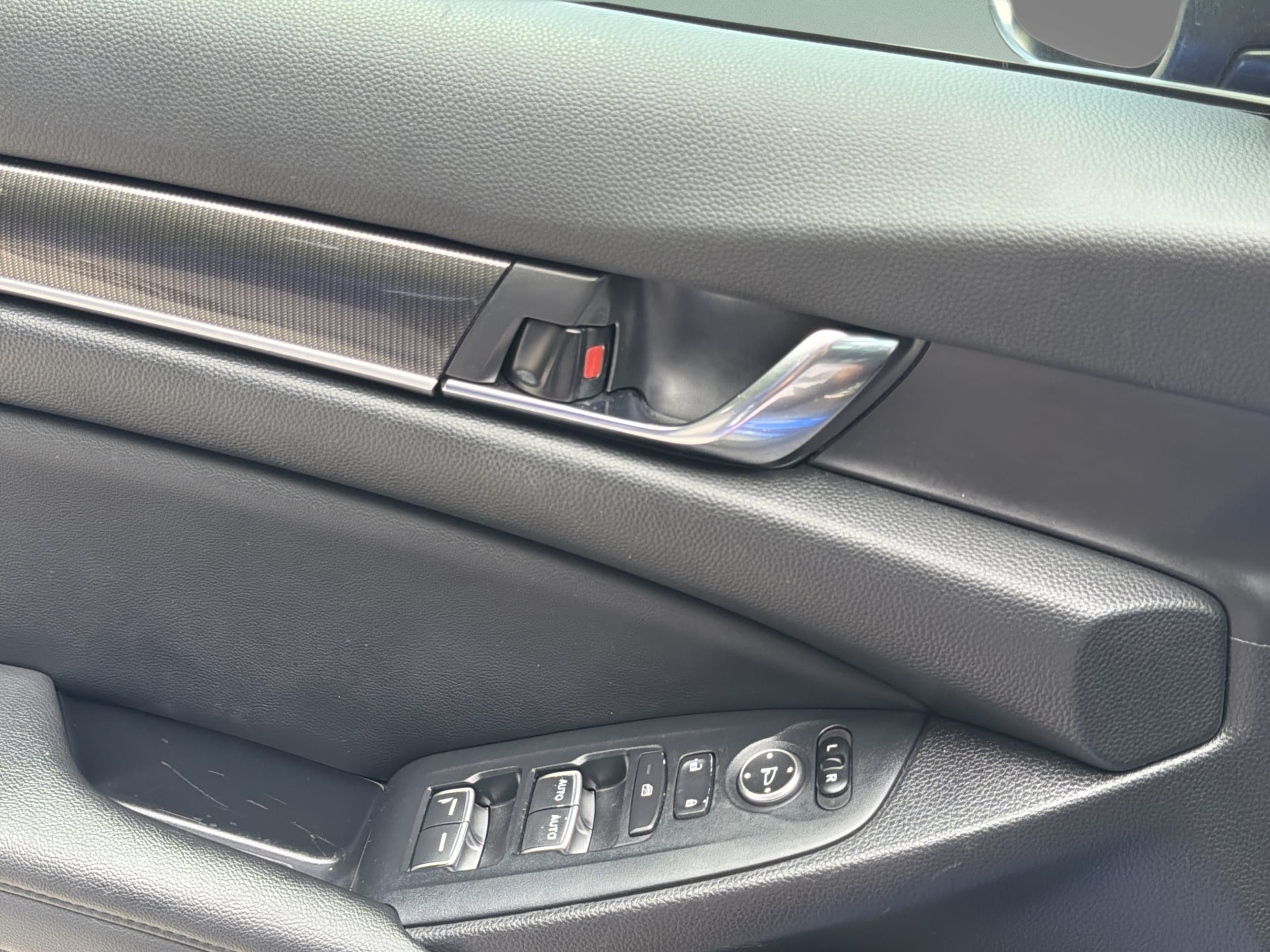 2022 Honda Accord Sport SE - Photo 19