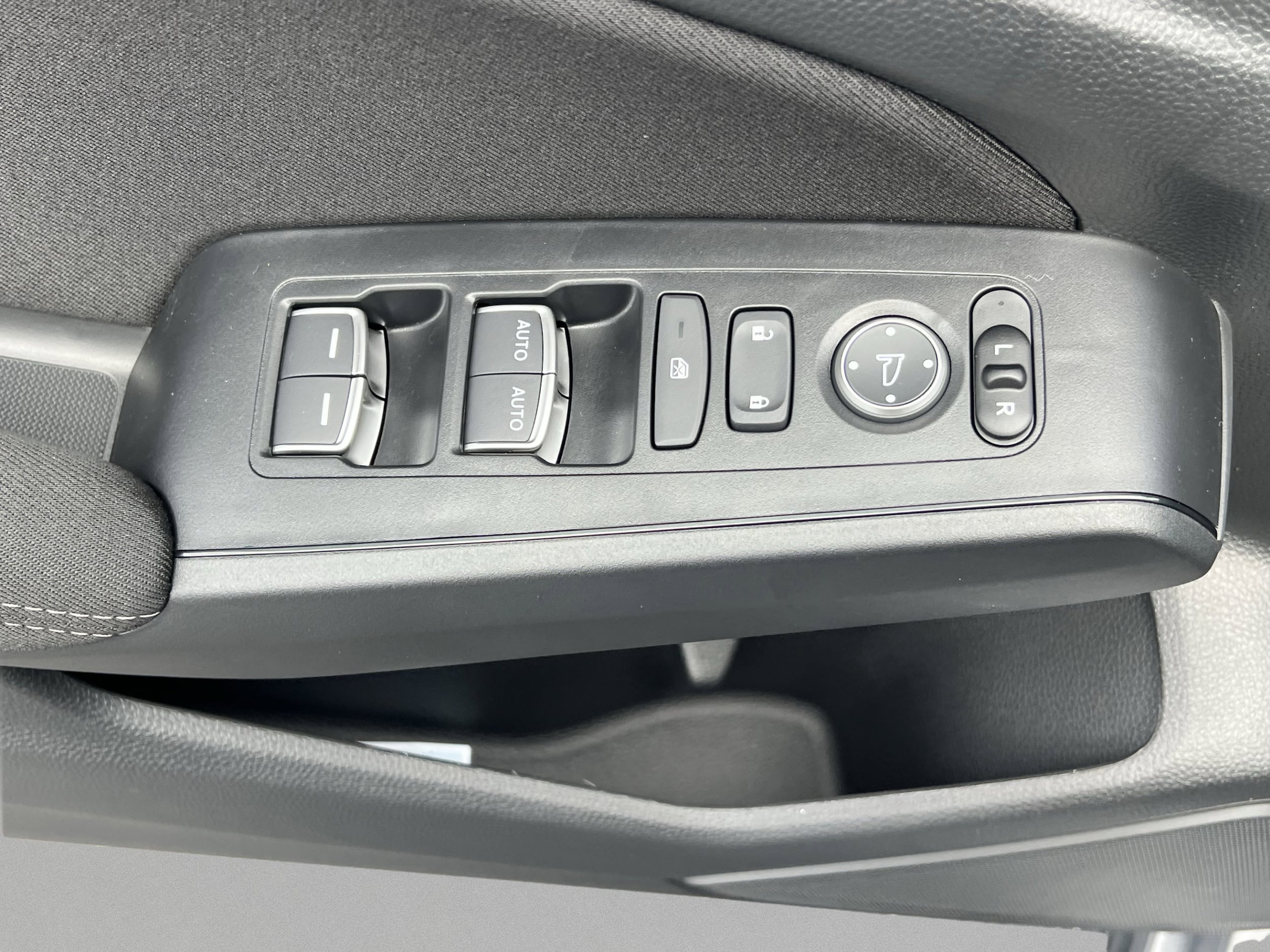 2026 Honda Civic Hatchback Sport - Photo 26
