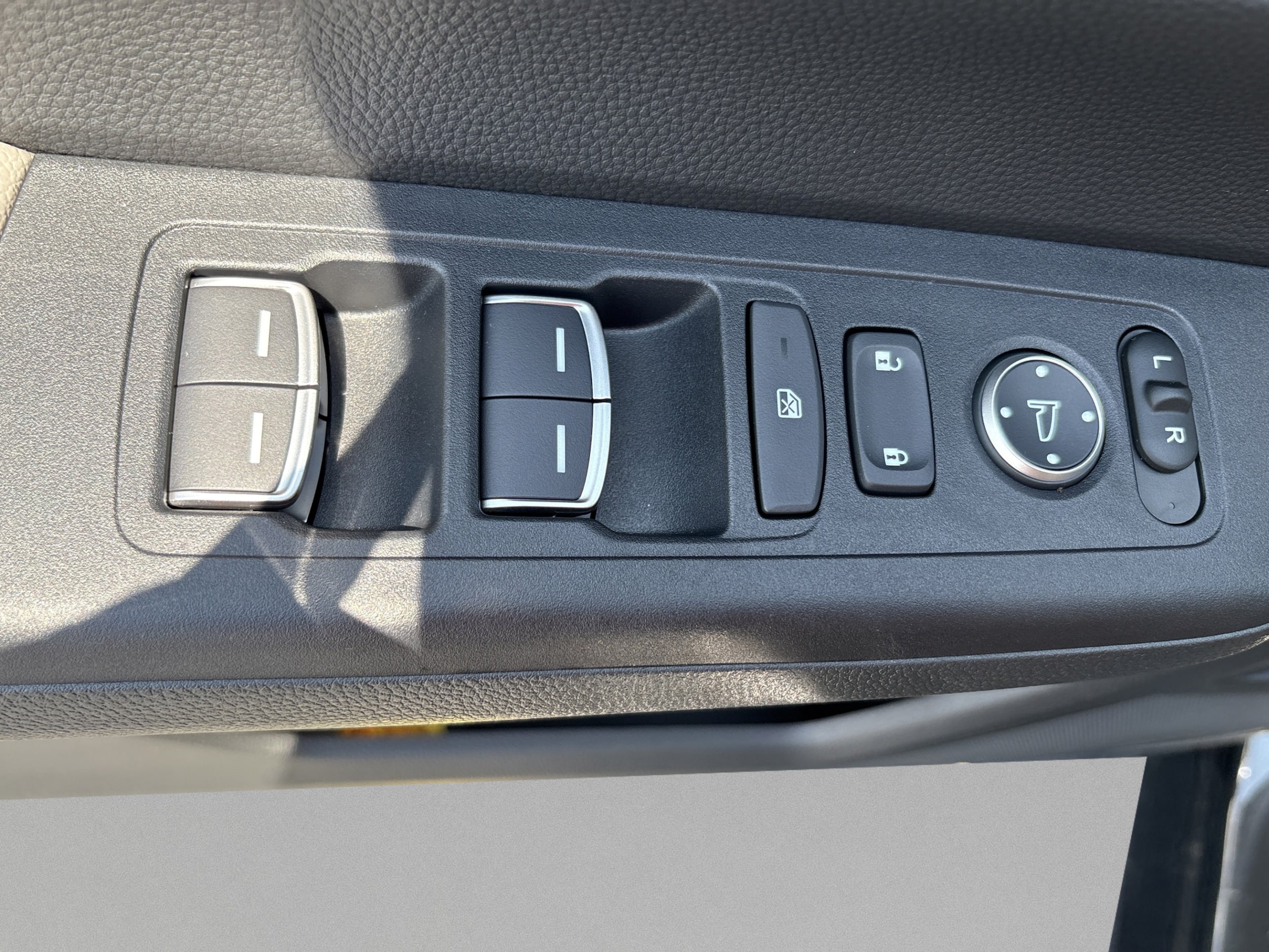 2026 Honda CR-V EX-L - Photo 23