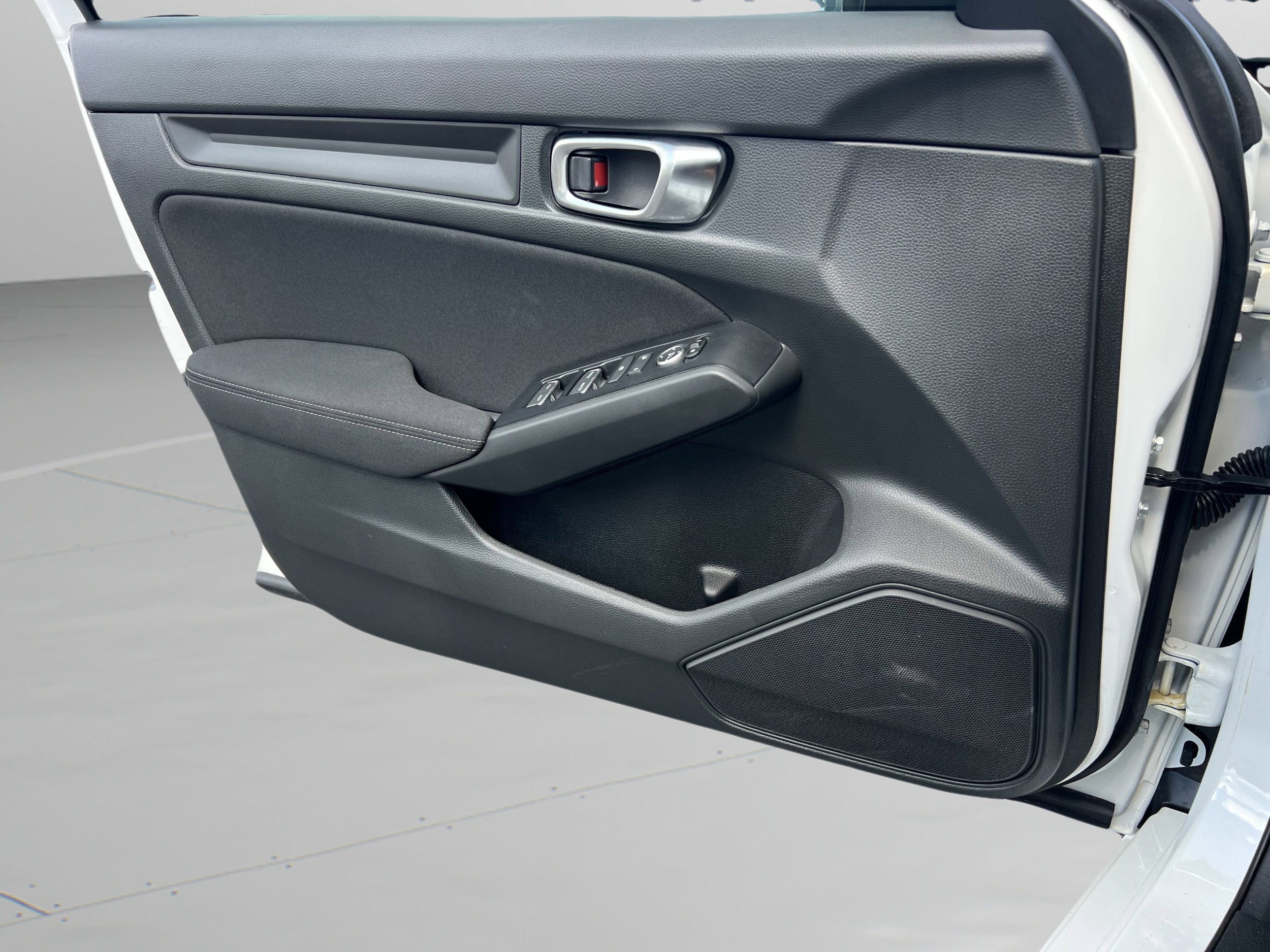 2026 Honda Civic Hatchback Sport - Photo 39