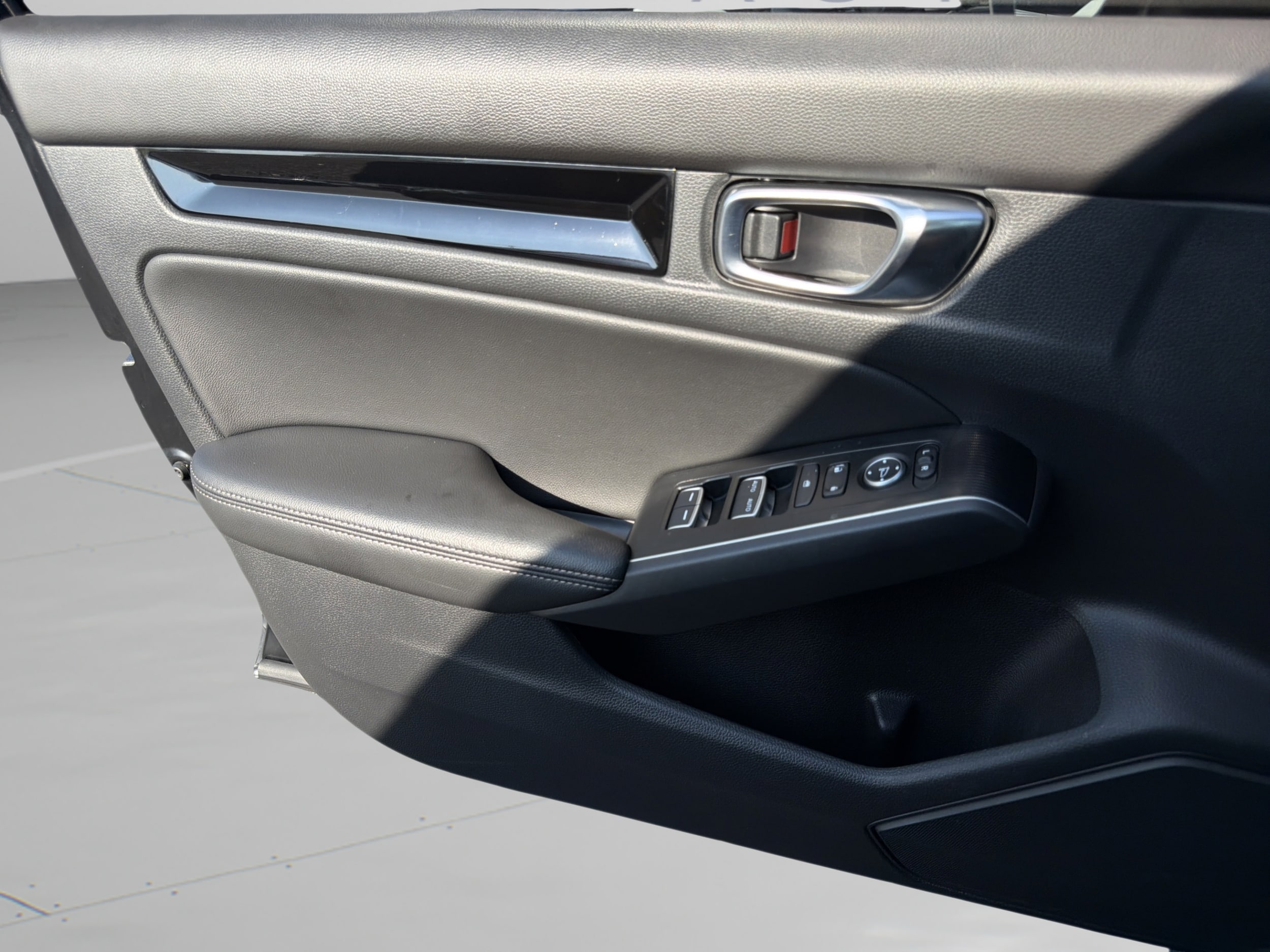 2024 Honda Civic Hatchback Sport Touring - Photo 23