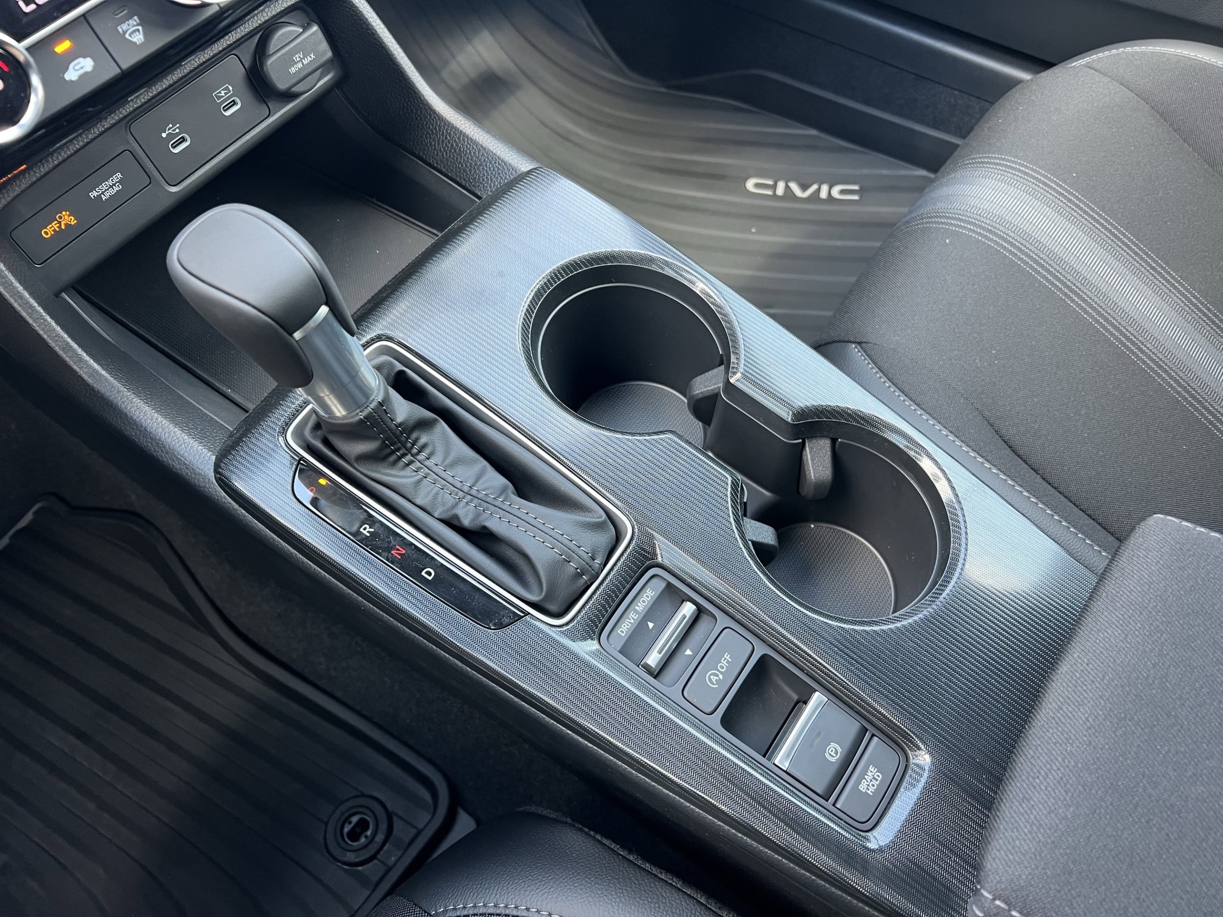2026 Honda Civic Hatchback Sport - Photo 29