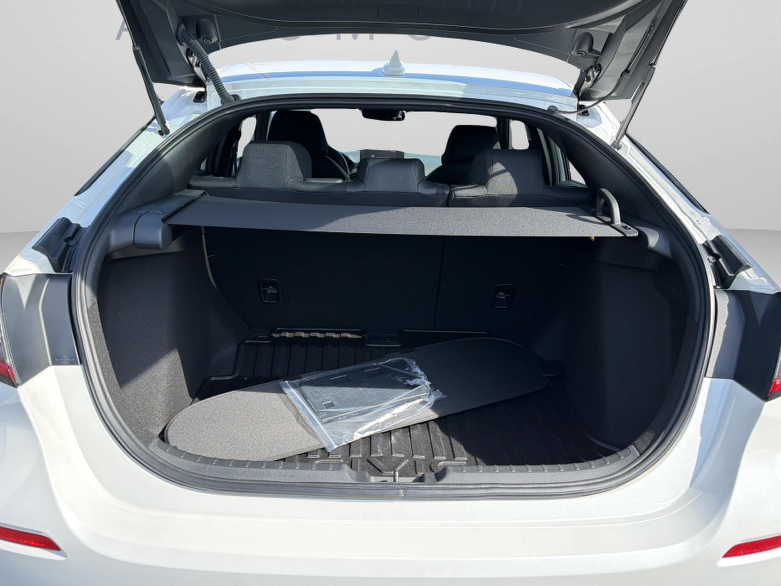 2026 Honda Civic Hatchback Sport - Photo 46