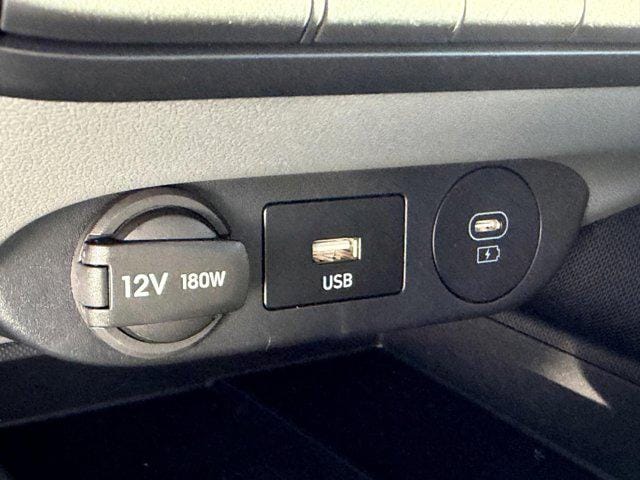 2026 Hyundai Elantra SEL - Photo 10