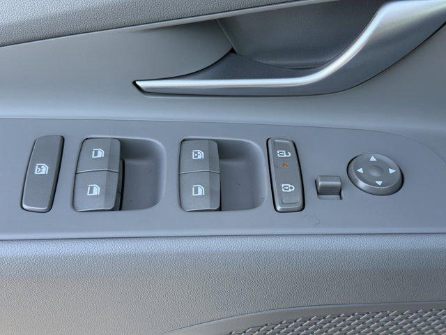 2026 Hyundai Elantra SEL - Photo 20