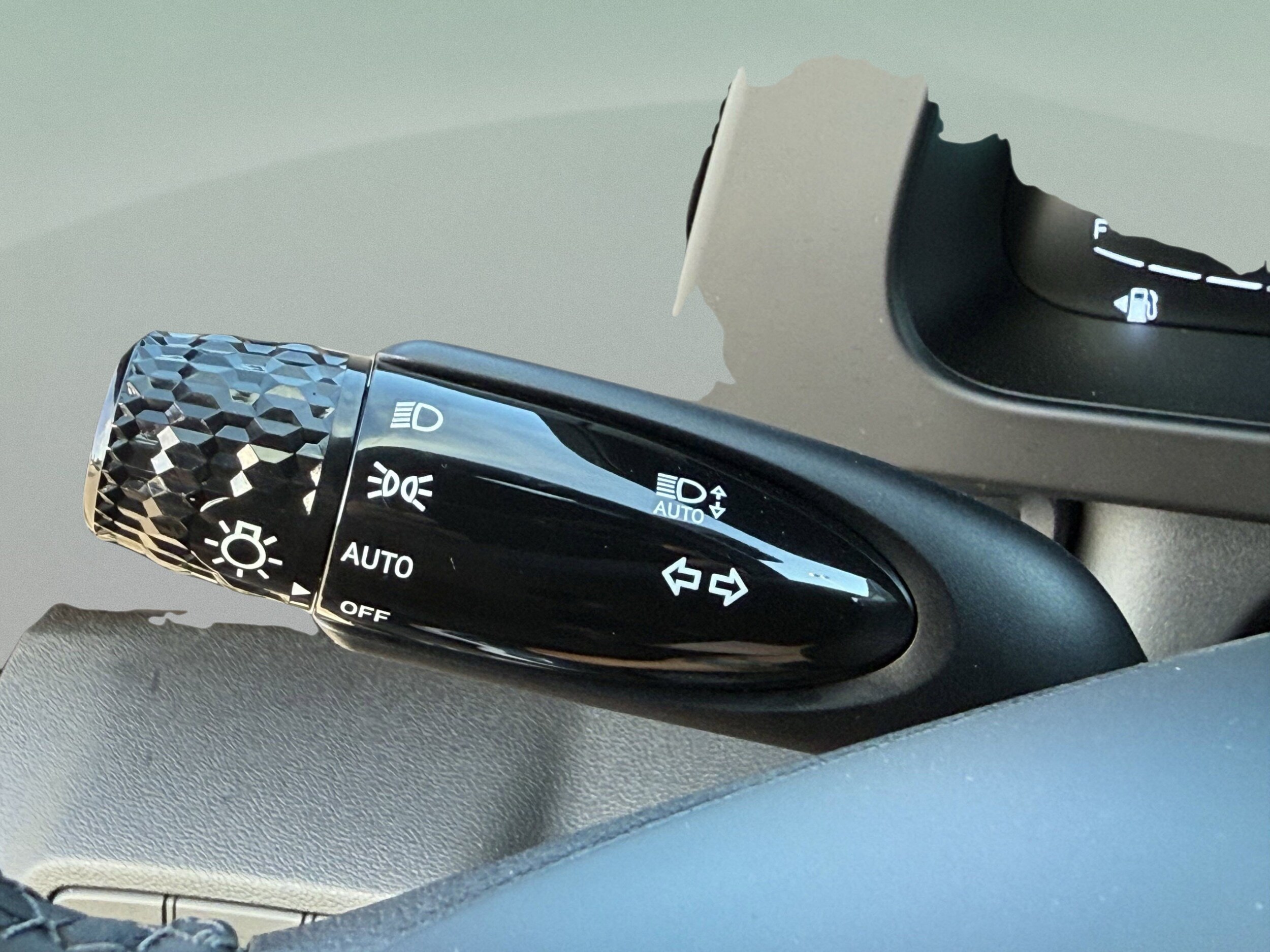 2025 Hyundai Elantra SEL - Photo 20