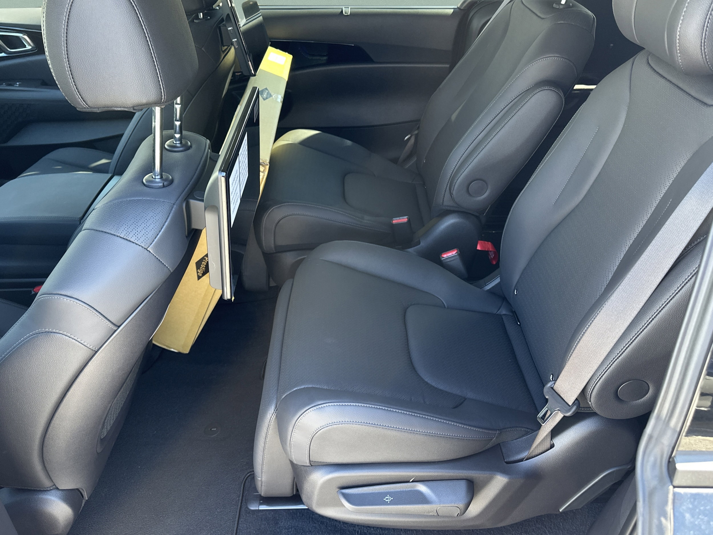 2026 Kia Carnival SX Prestige - Photo 10