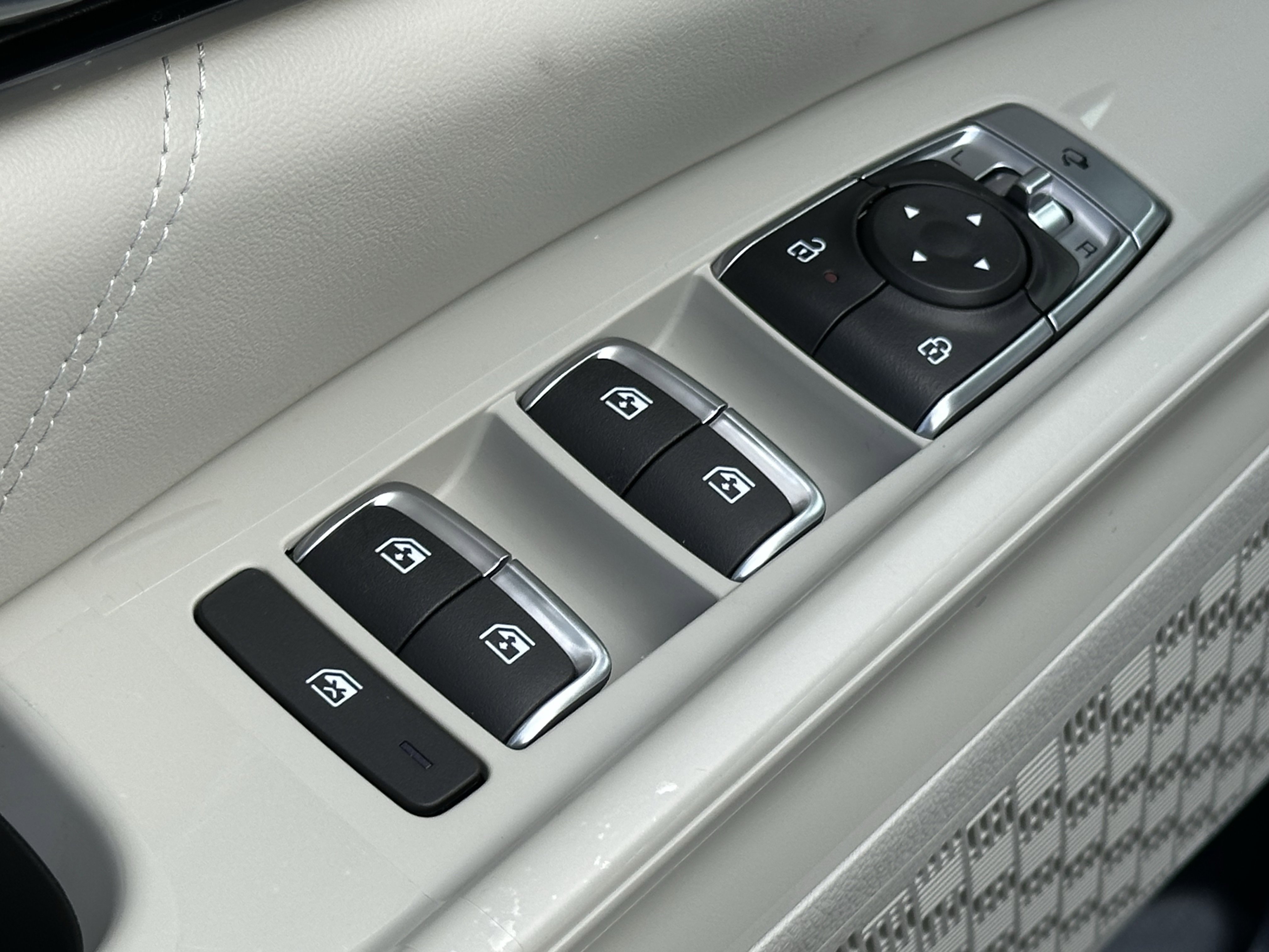 2026 Kia Carnival SX Prestige - Photo 34