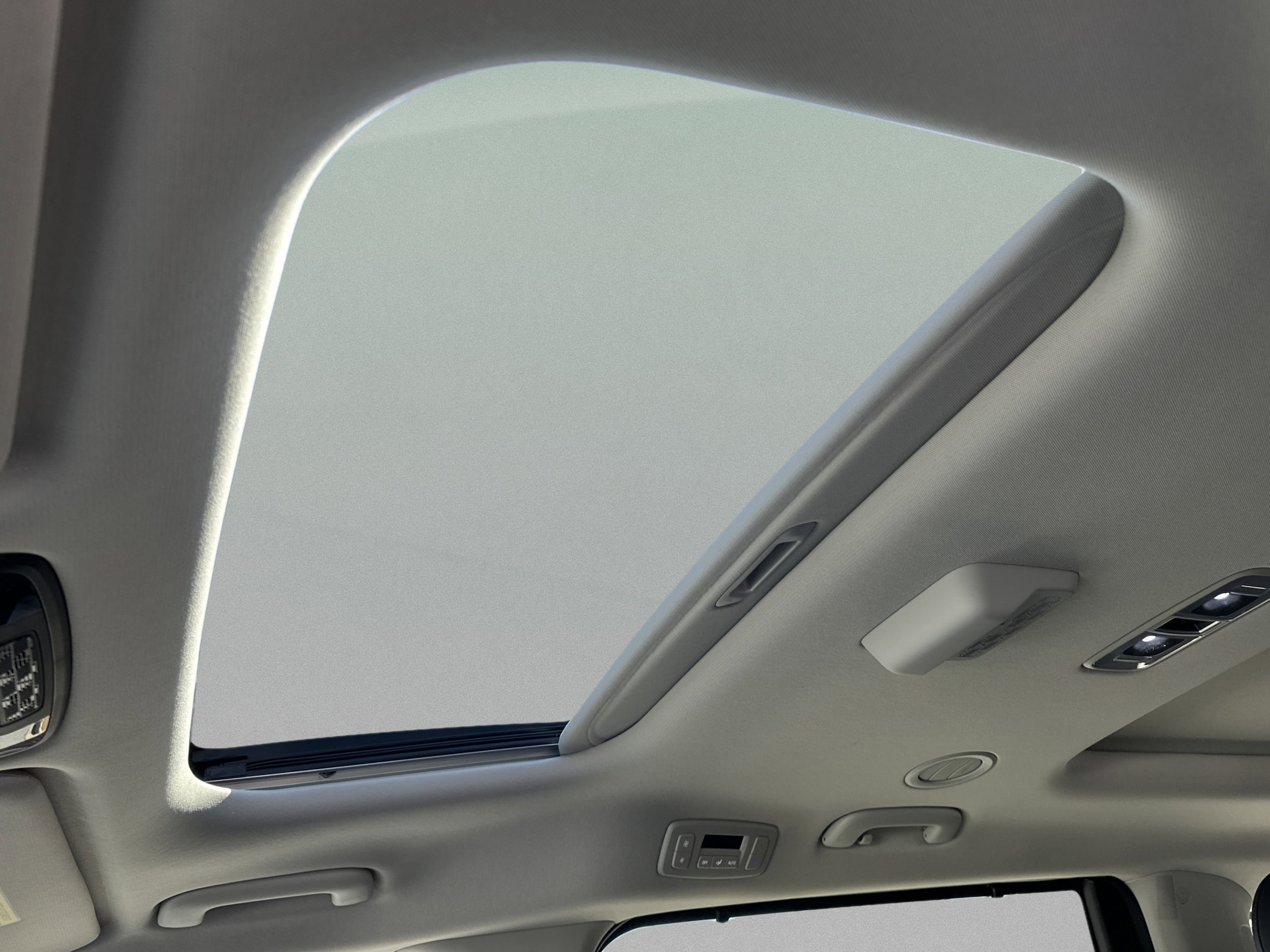 2026 Kia Carnival SX Prestige - Photo 32