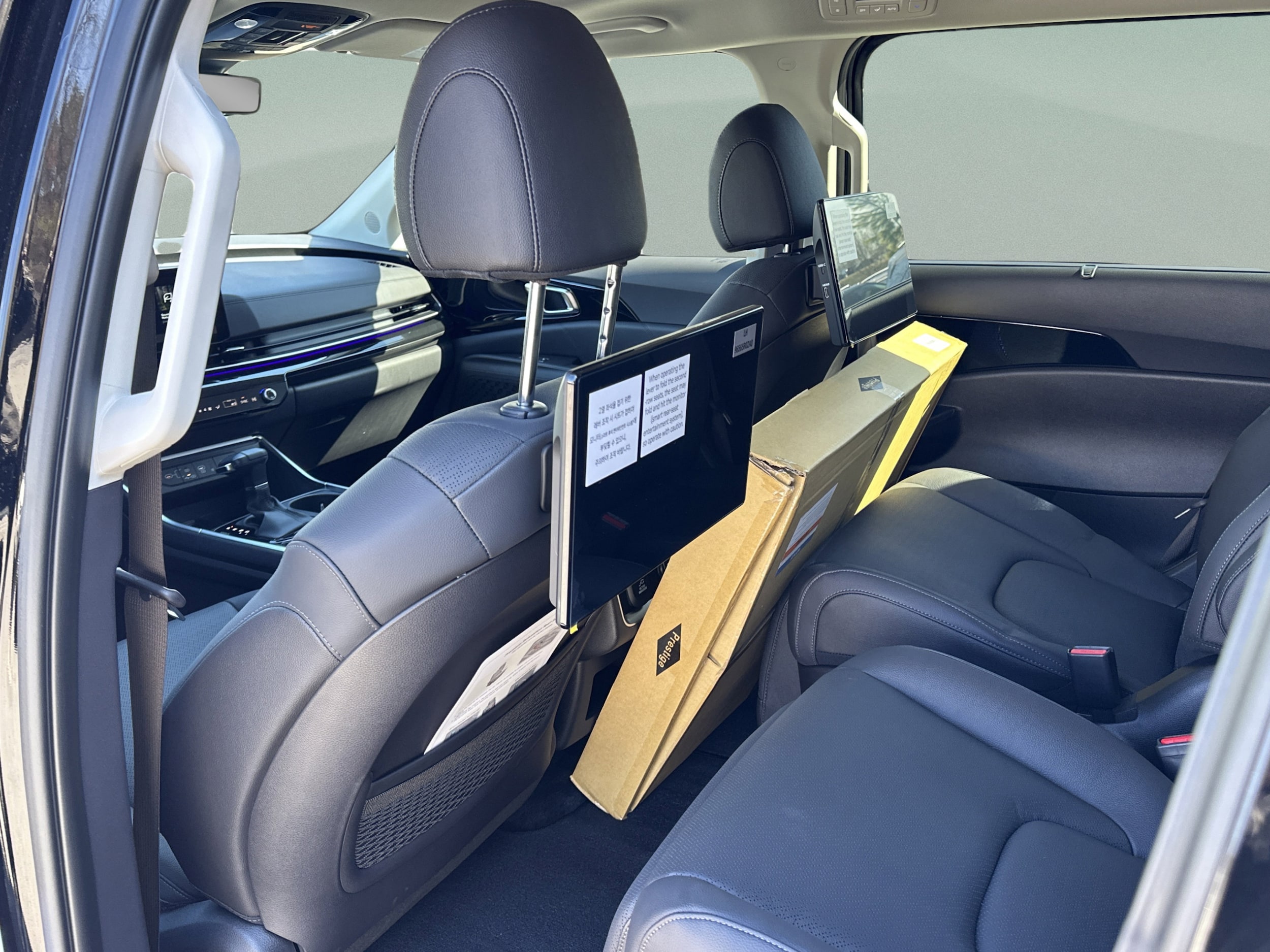 2026 Kia Carnival SX Prestige - Photo 13