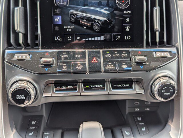 2026 Lexus LX 700h F-Sport - Photo 22