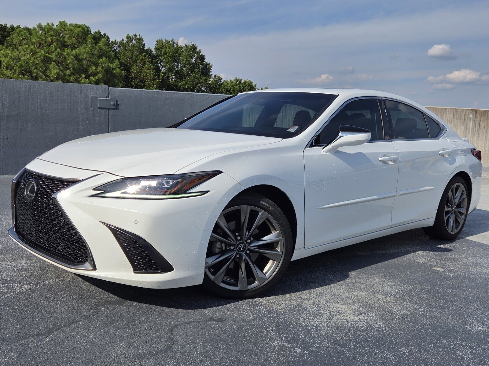 2019 Lexus ES