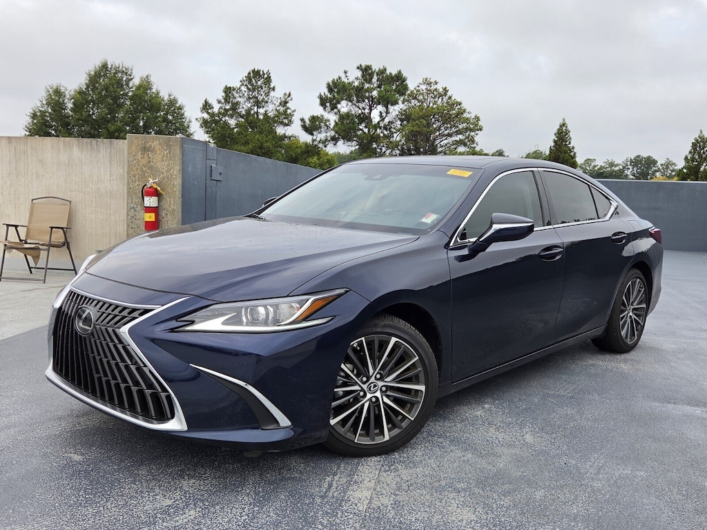 Used 2025 Lexus ES 350 Base