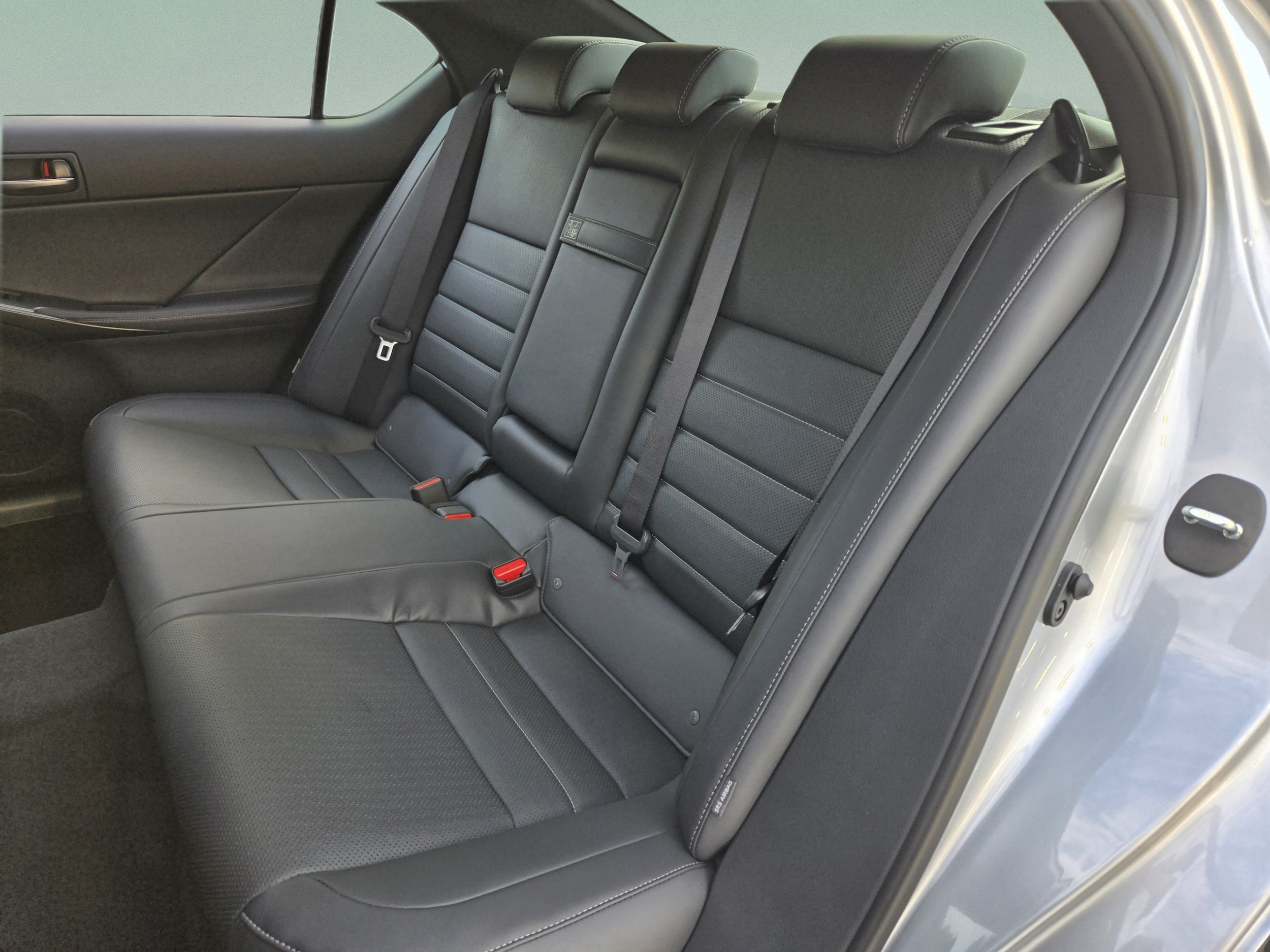 2026 Lexus IS 350 F SPORT - Photo 28