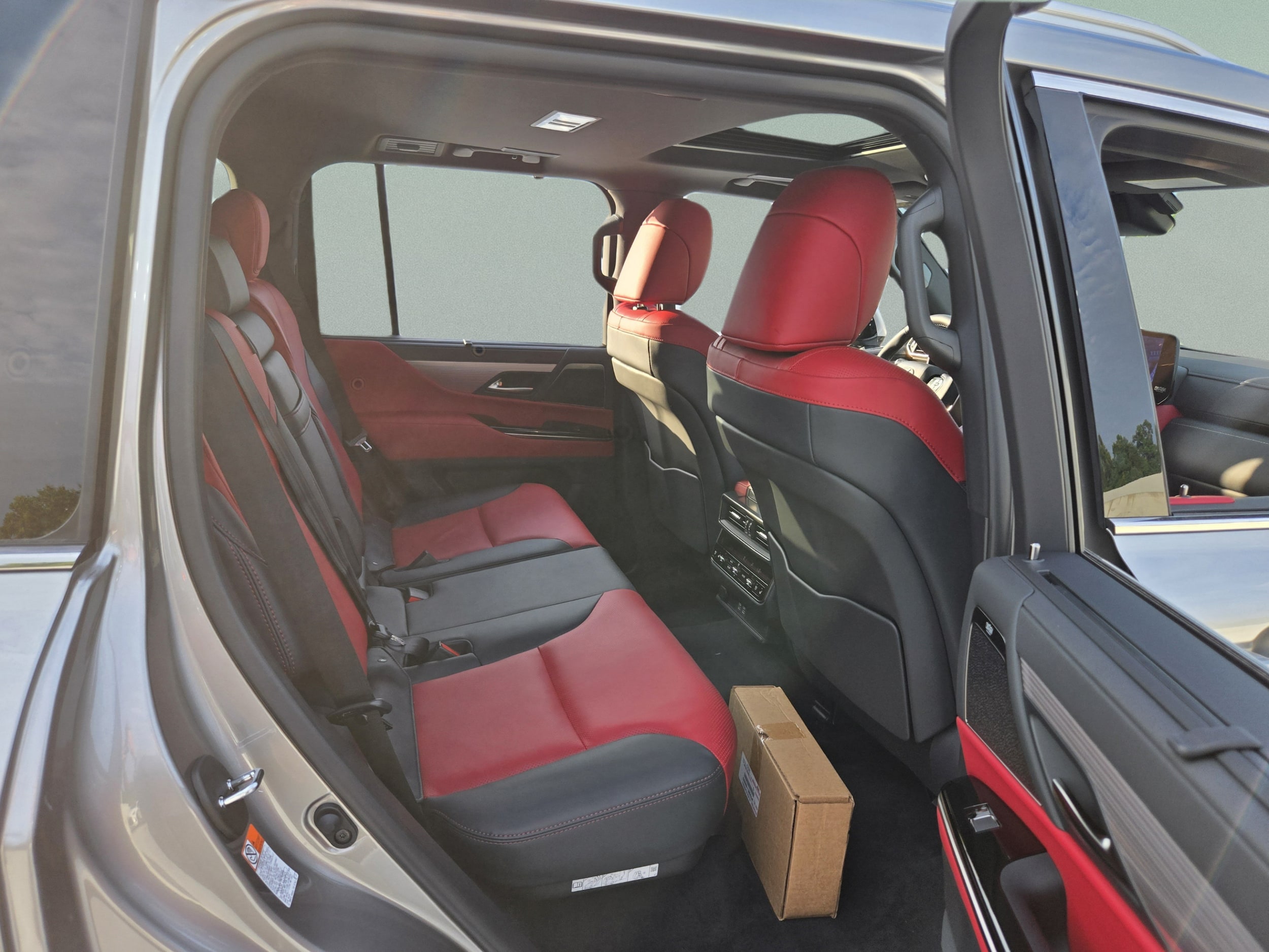 2026 Lexus LX 600 F-Sport - Photo 28