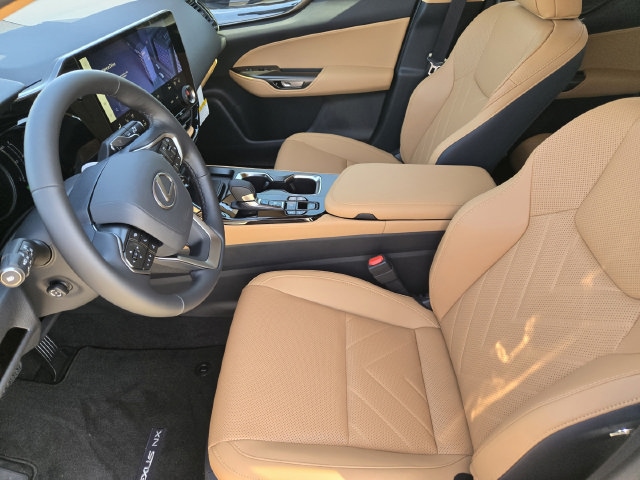 2026 Lexus NX 450h+ Premium - Photo 6