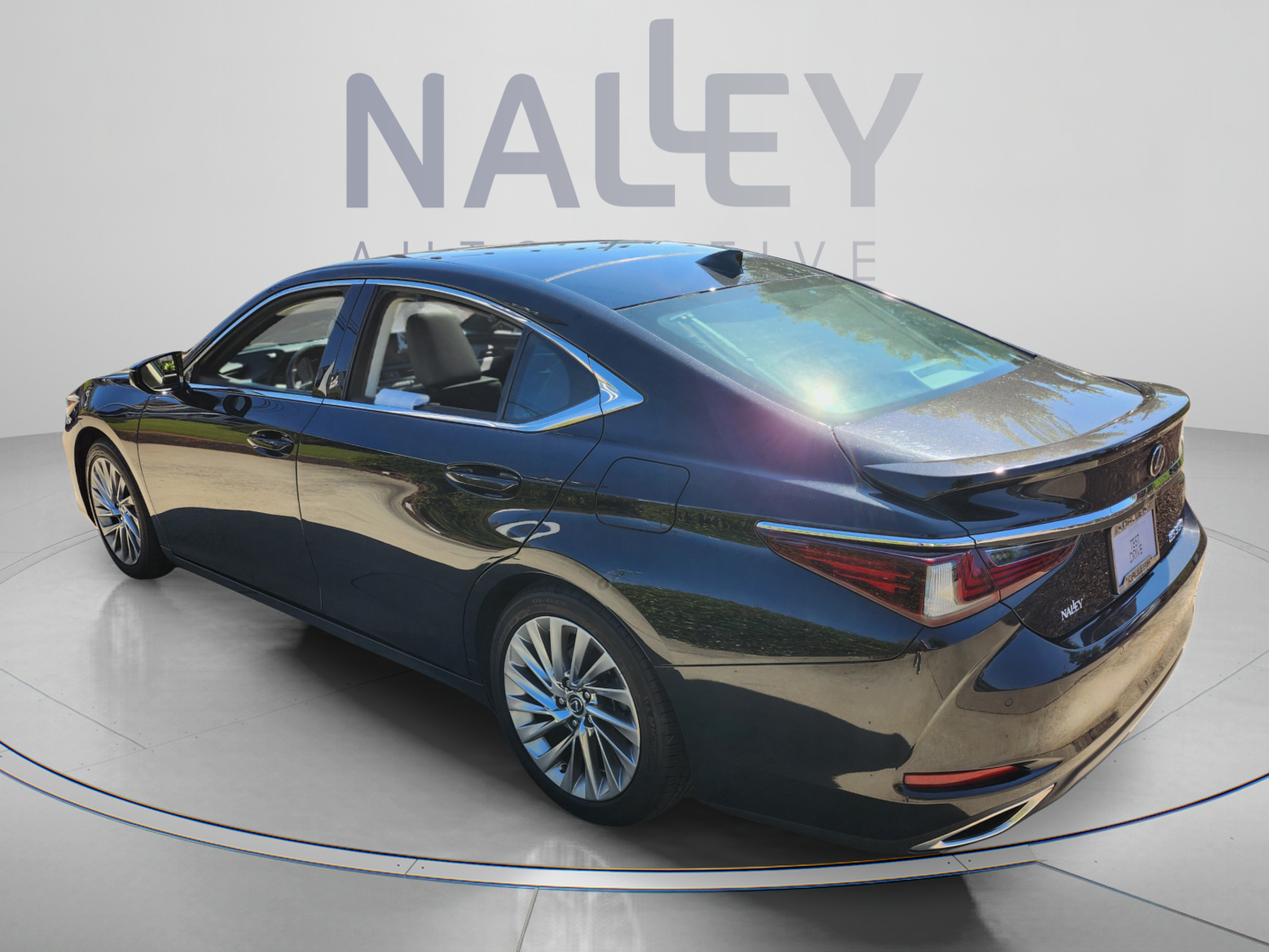 Certified 2022 Lexus ES 350 Ultra Luxury SEDAN