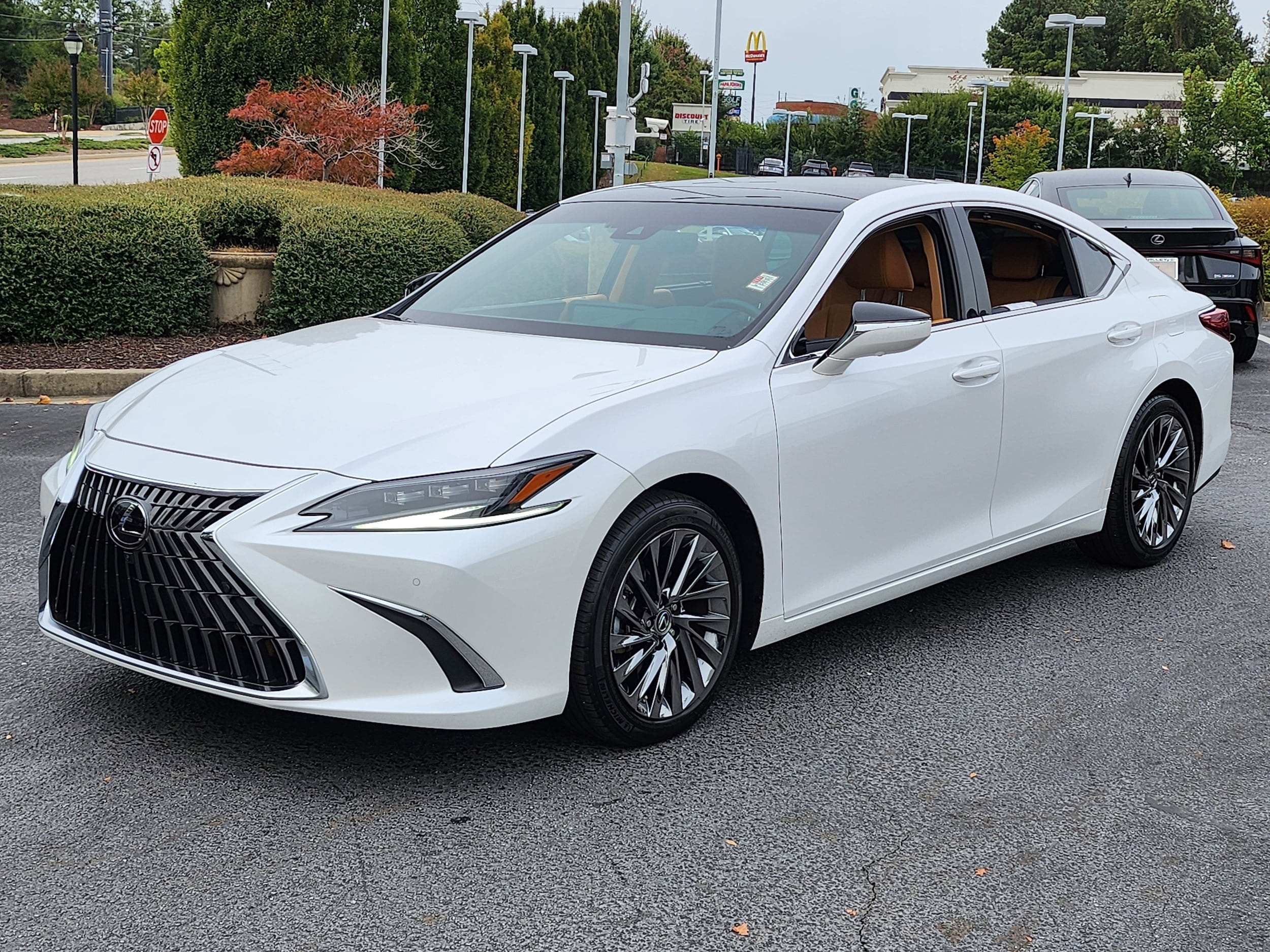 2025 Lexus ES