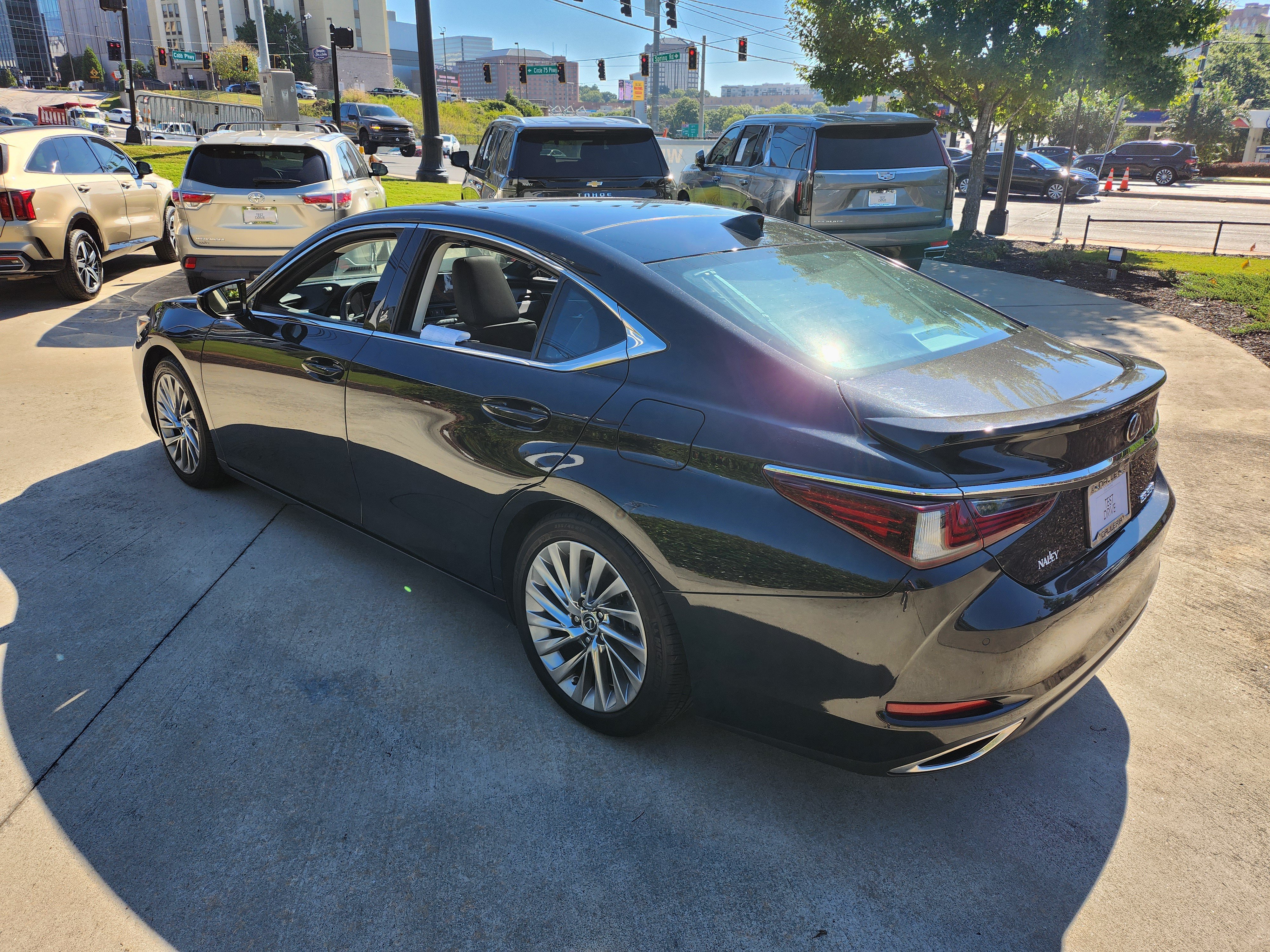 Certified 2022 Lexus ES 350 ULTRA LUXURY SEDAN