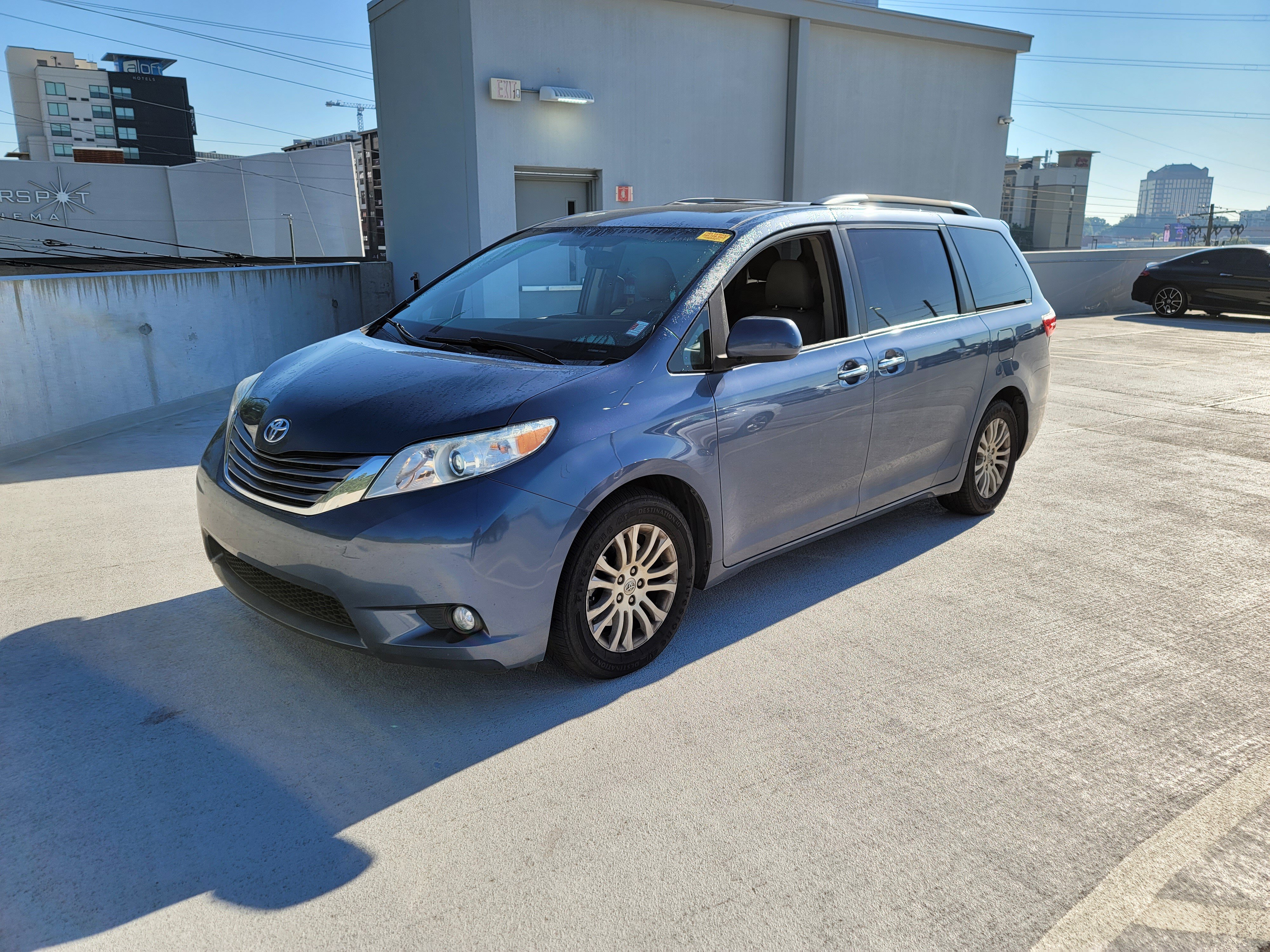  Toyota Sienna