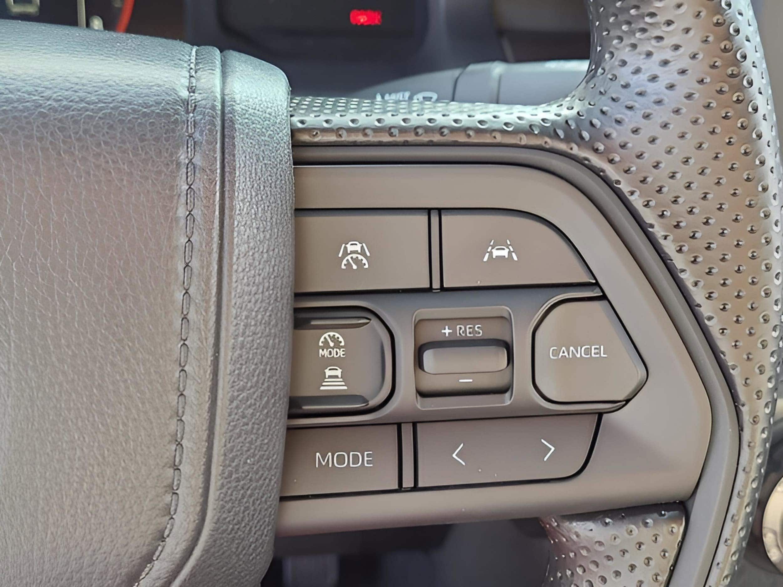 2026 Toyota Tacoma SR5 - Photo 24