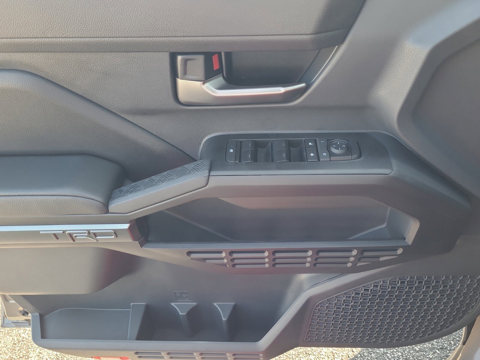 2026 Toyota Tacoma TRD Off Road - Photo 25