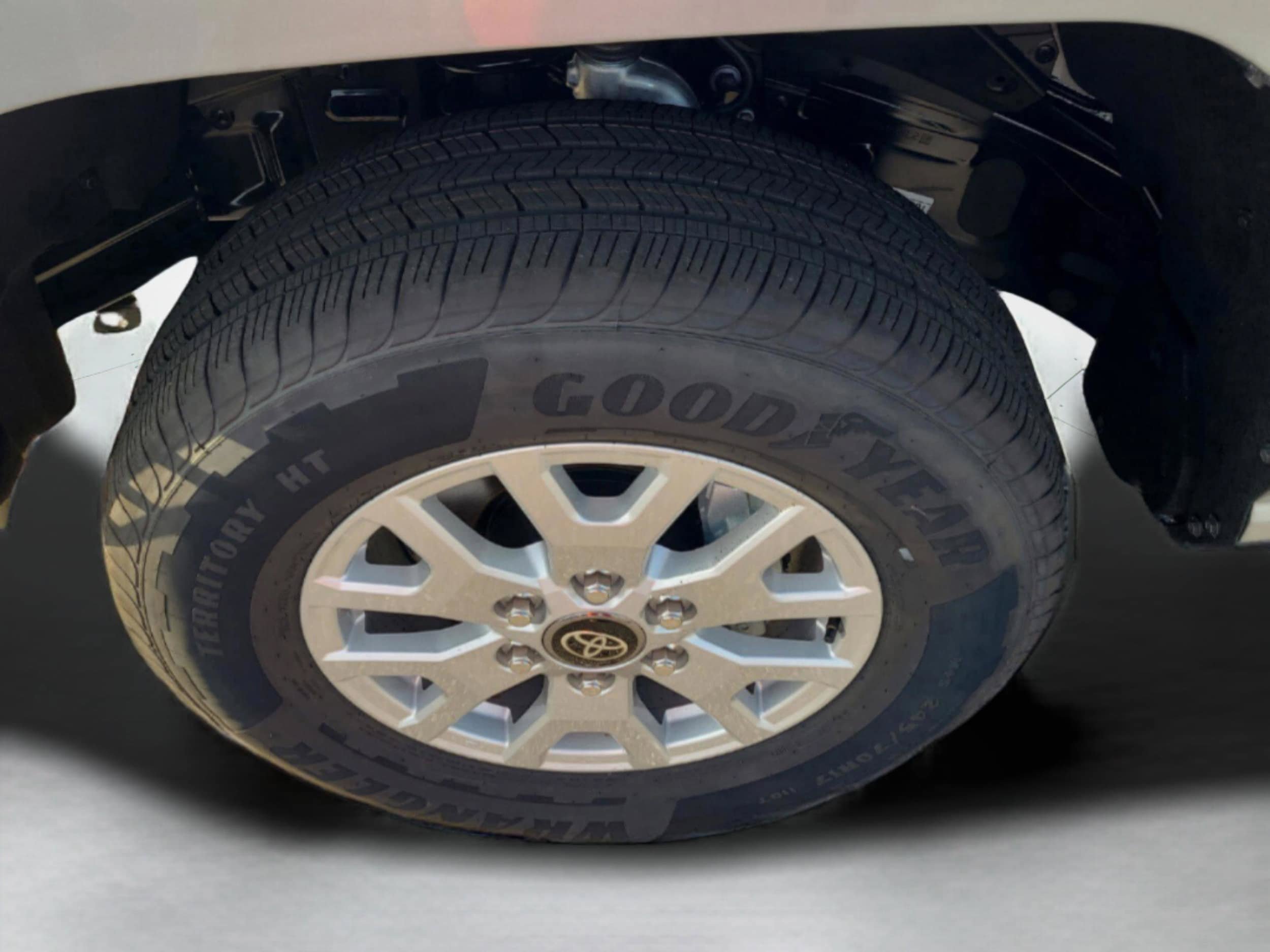 2026 Toyota Tacoma SR5 - Photo 38