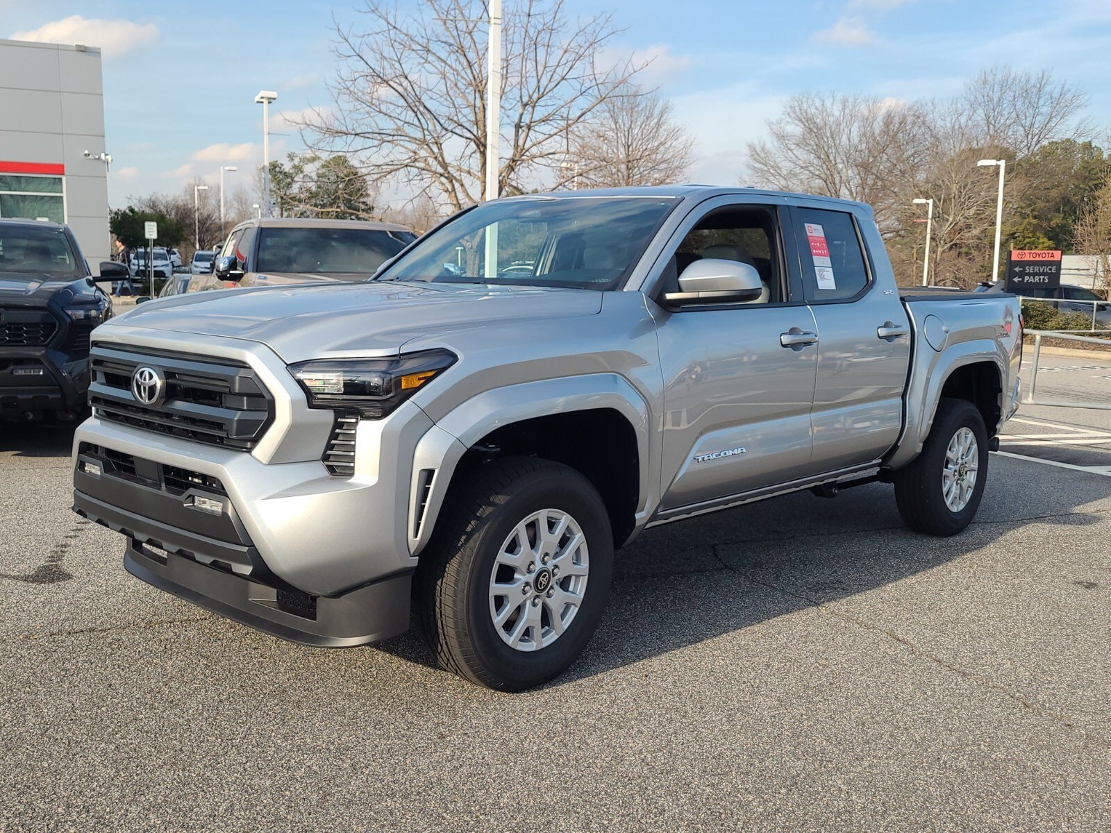 2026 Toyota Tacoma SR5 - Photo 5