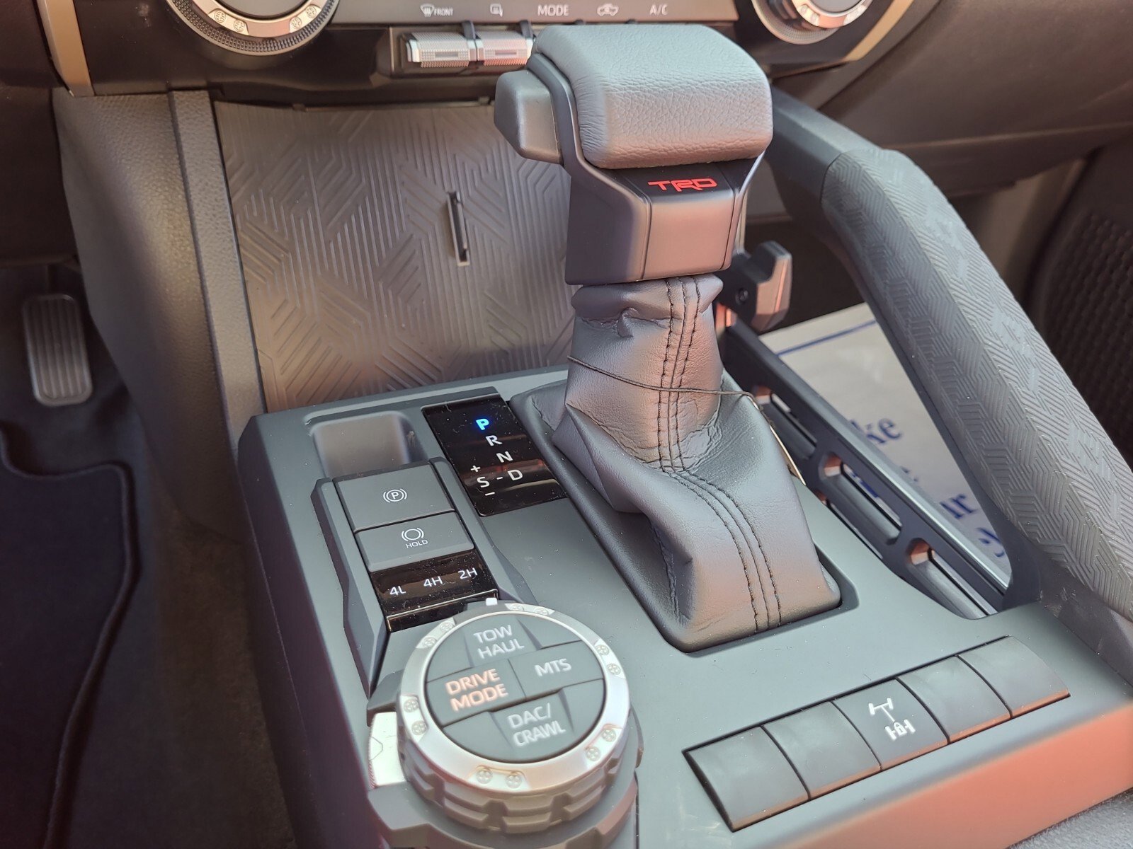 2026 Toyota Tacoma TRD Off Road - Photo 17