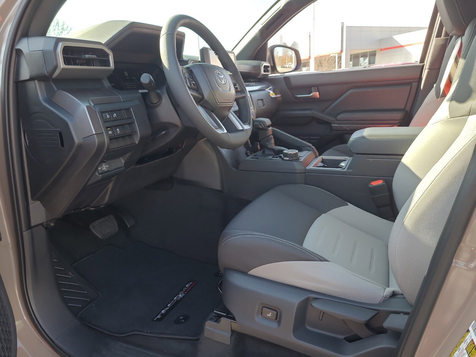 2026 Toyota Tacoma TRD Off Road - Photo 14