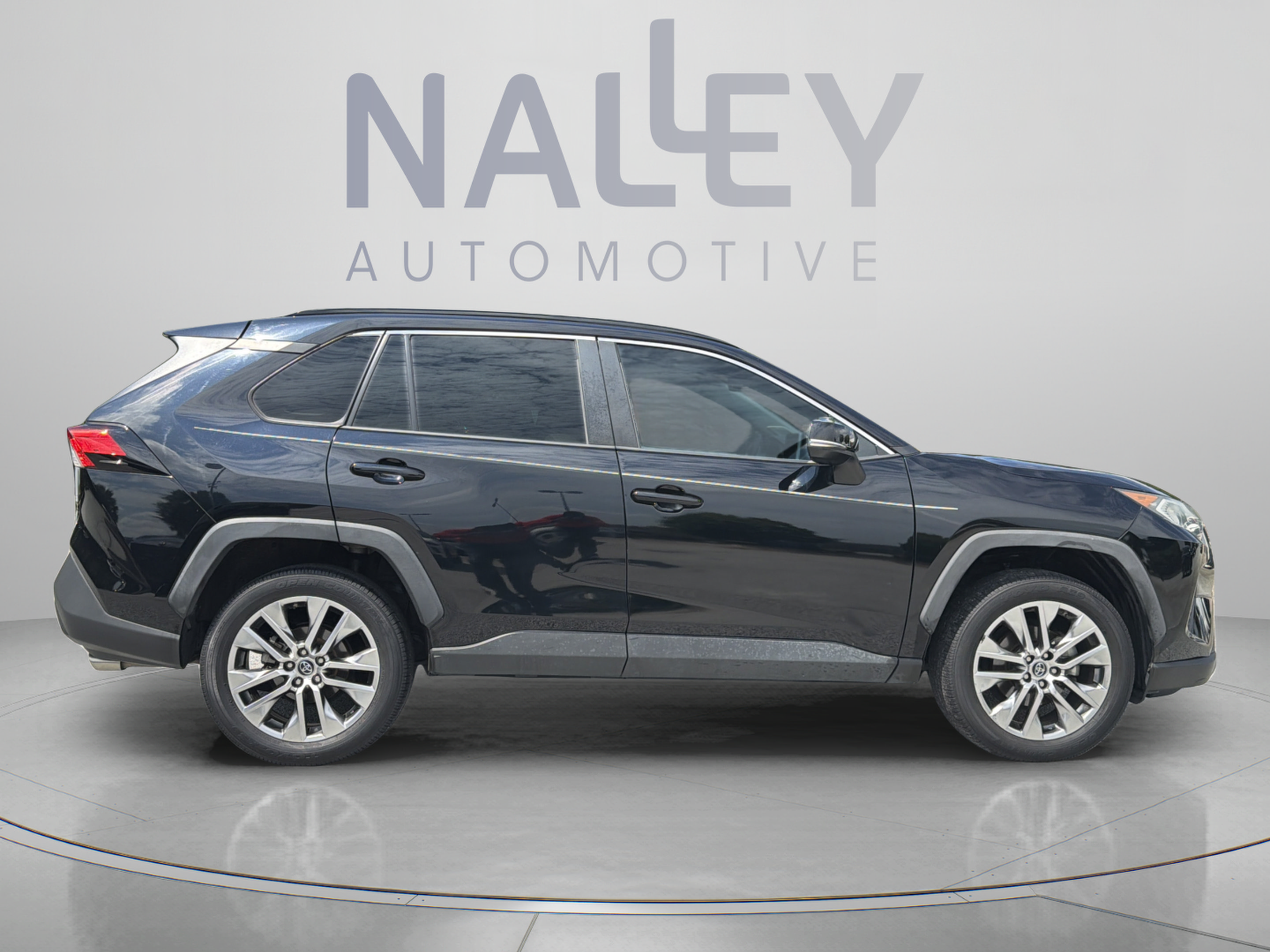 Used 2019 Toyota RAV4 XLE Premium SUV